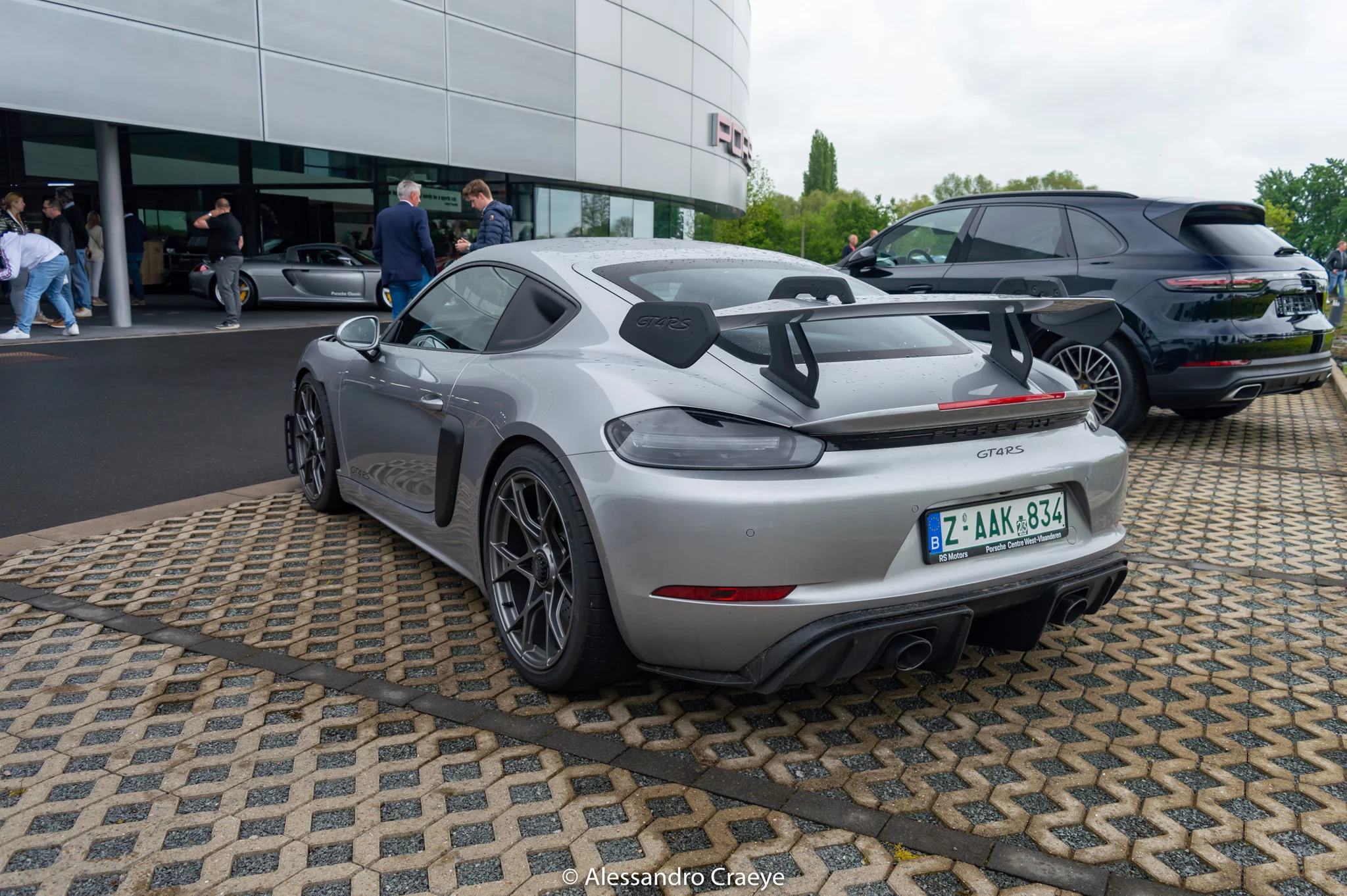 GT Silver Metallic Porsche 718 Cayman GT4 RS