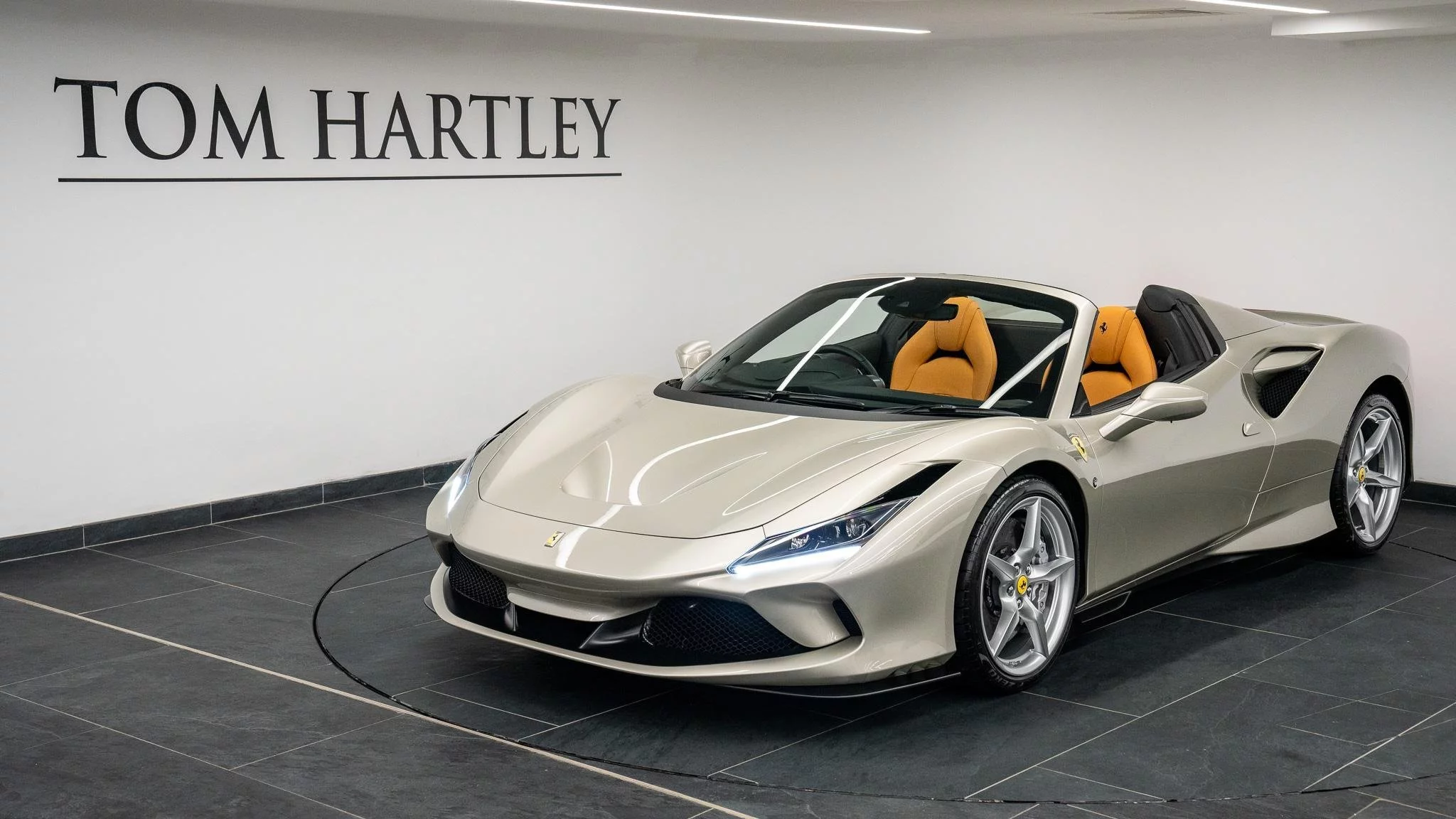 Grigio Ingrid Ferrari F8
