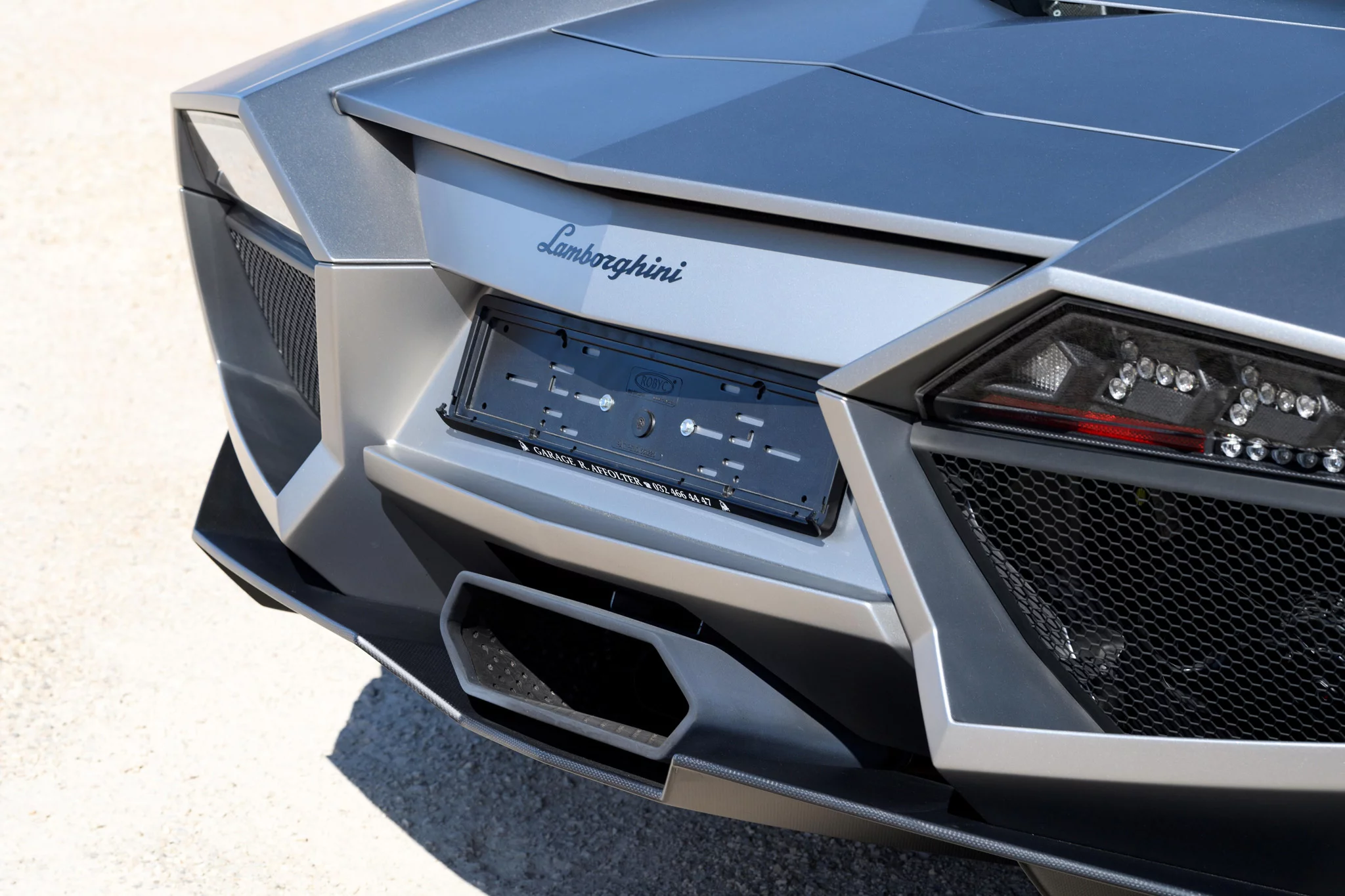 Grigio Reventón Lamborghini Reventón