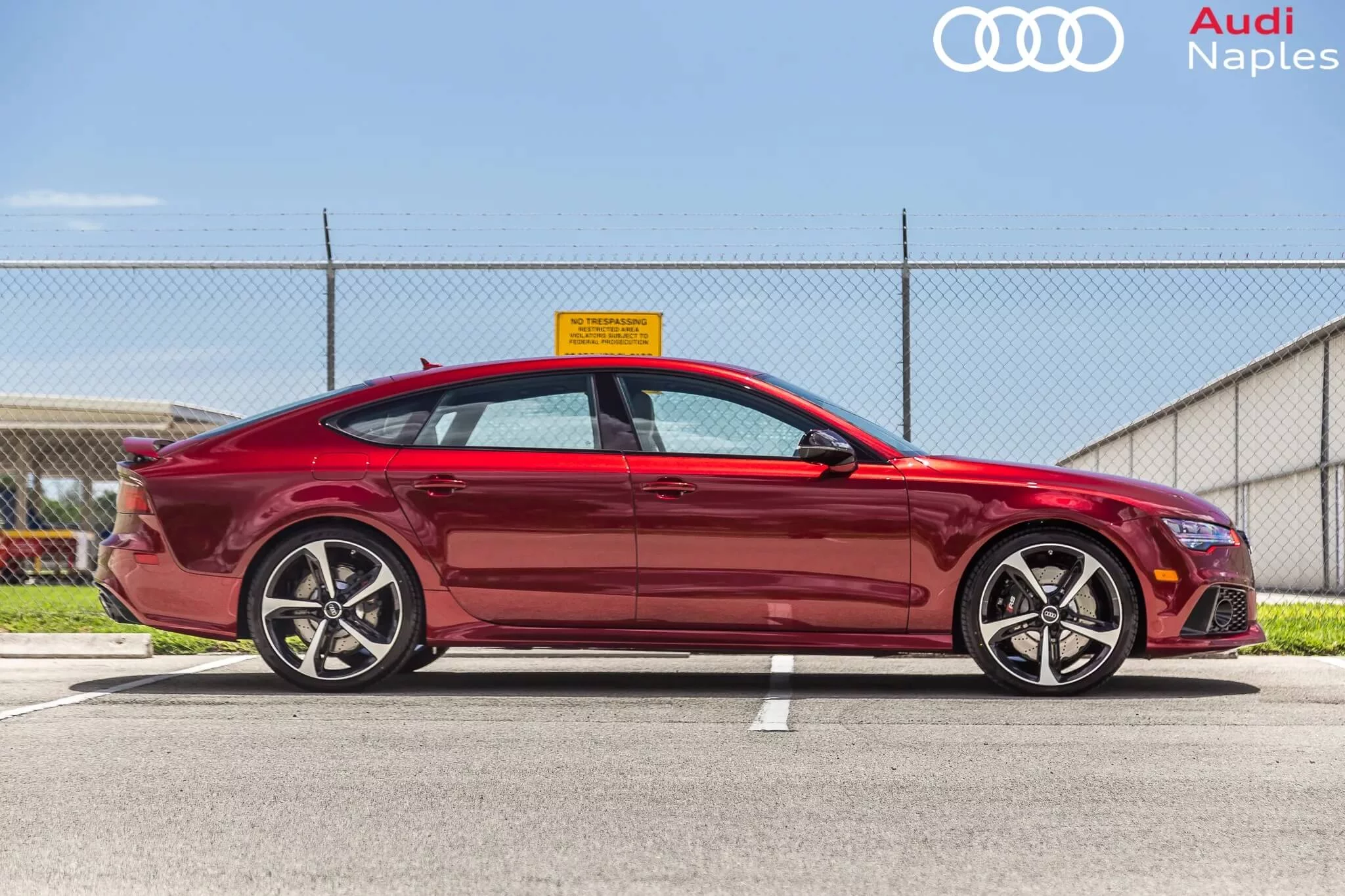 Rubino Red Audi RS7 Sportback