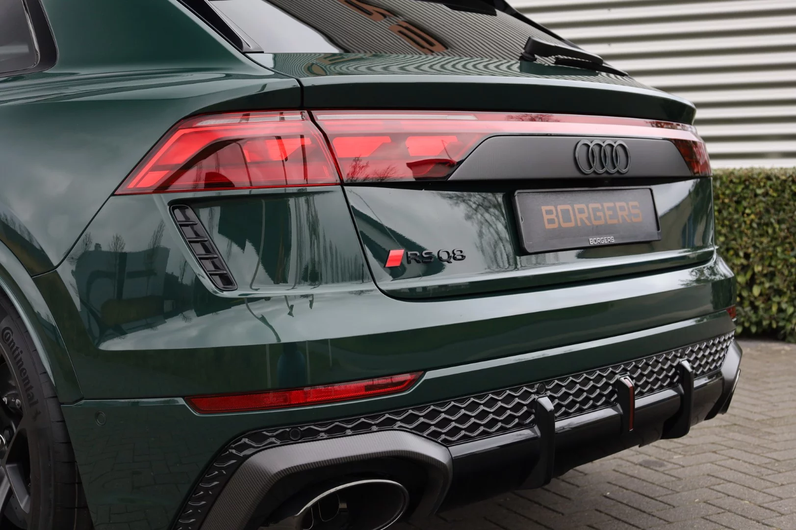 Goodwood Green Audi RS Q8