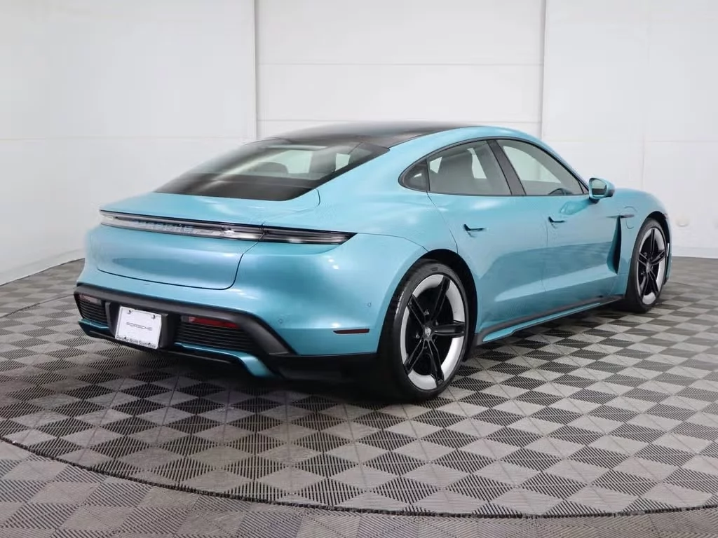 Ipanema Blue Metallic Porsche Taycan