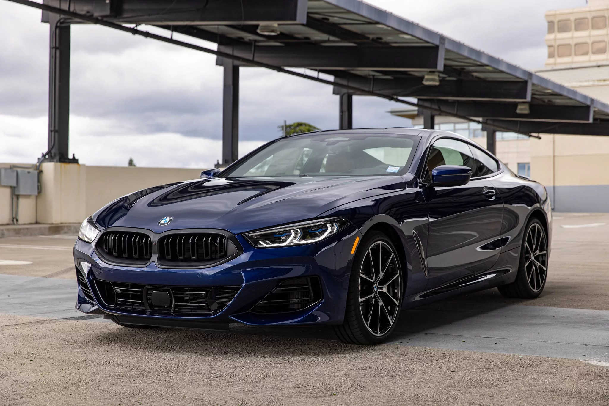 Mauritius Blue BMW 8 Series
