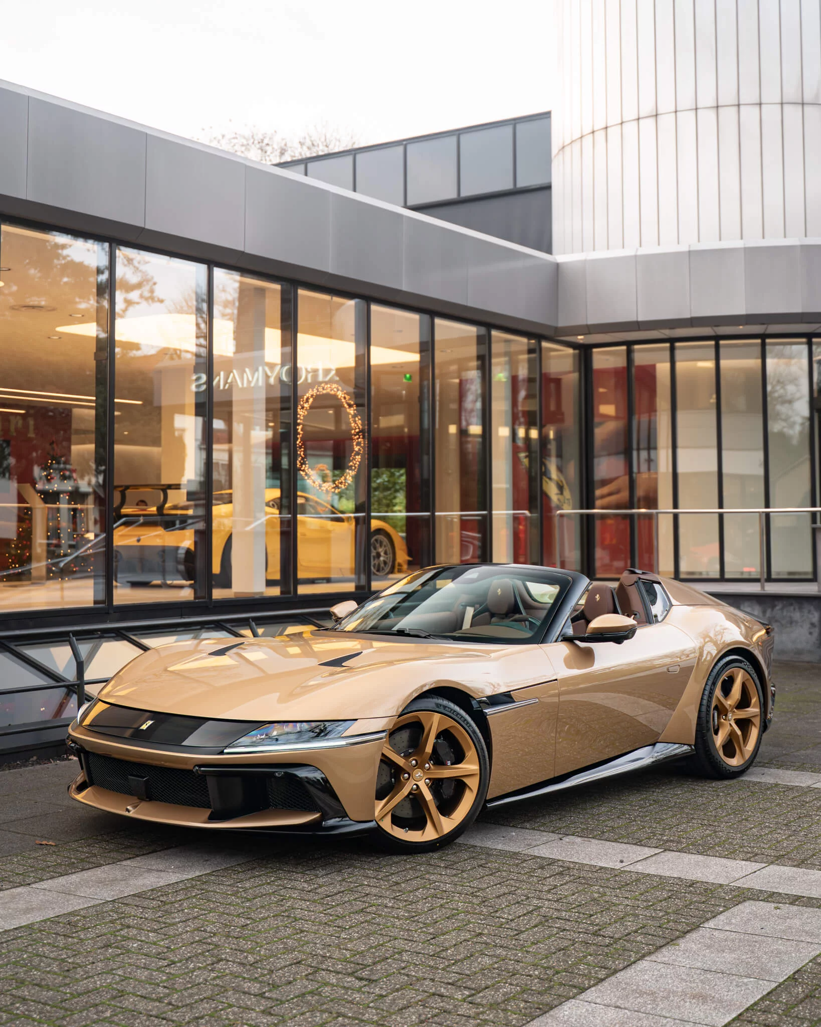 Oro Baviera Ferrari 12Cilindri