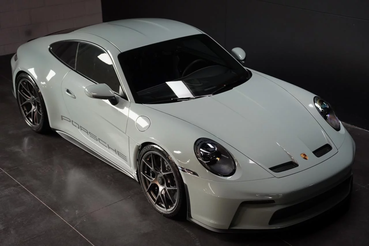 Shade Green Metallic Porsche 911 S/T