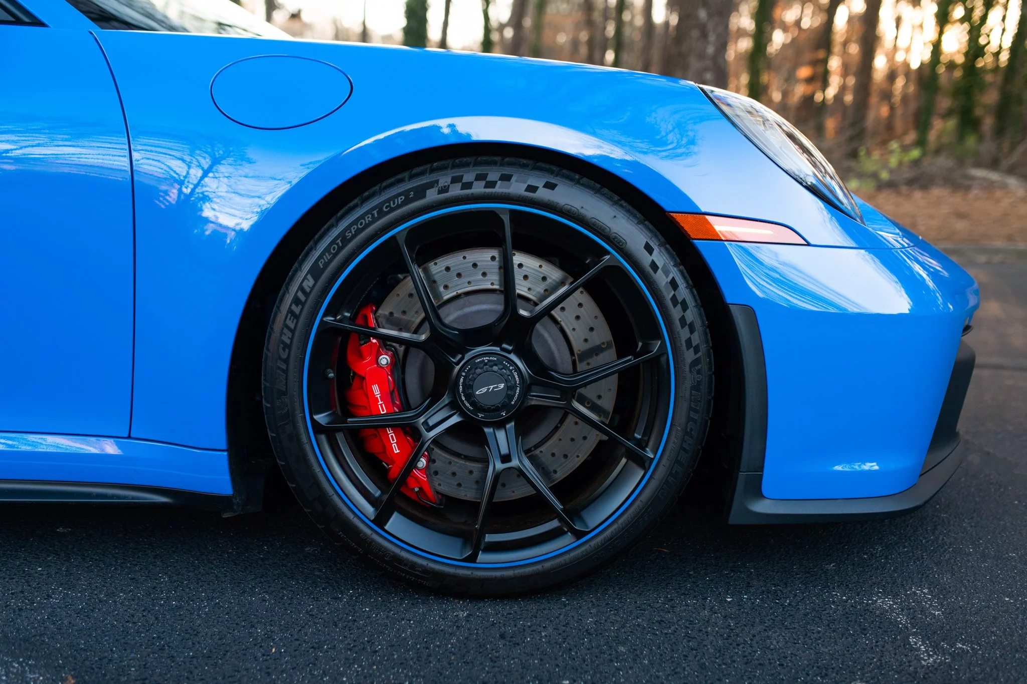 Shark Blue Porsche 911 GT3