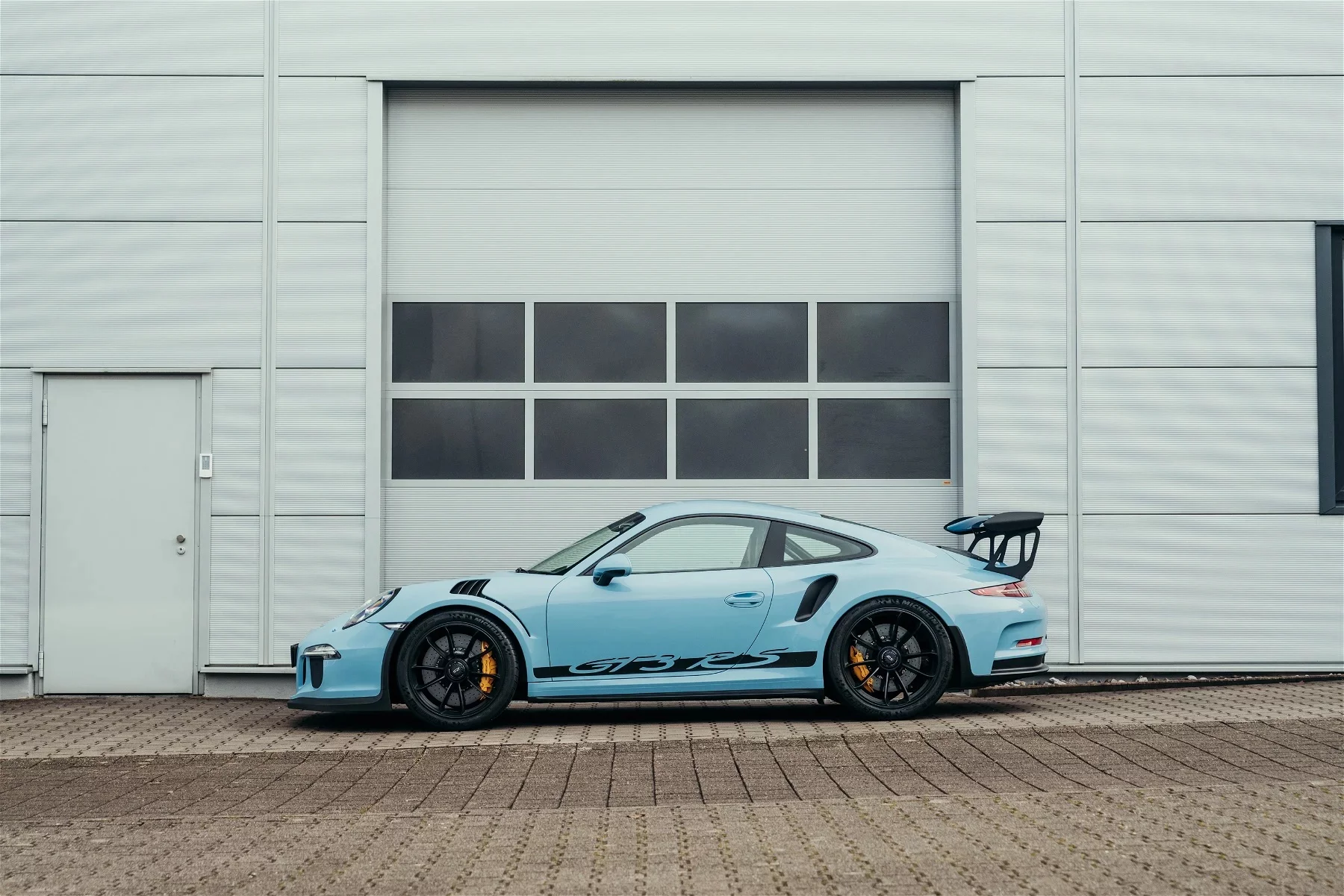 Gulf Blue Porsche 911 GT3 RS