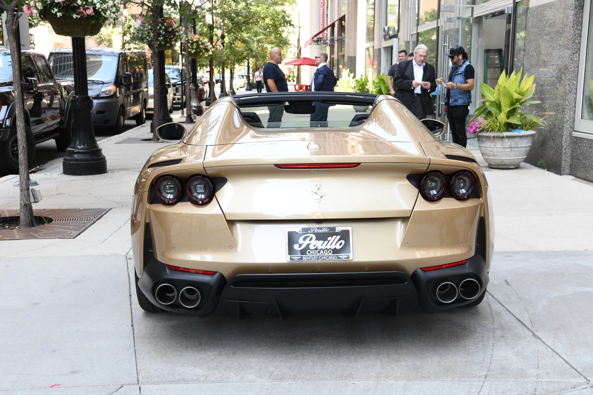 Oro Chiaro Ferrari 812