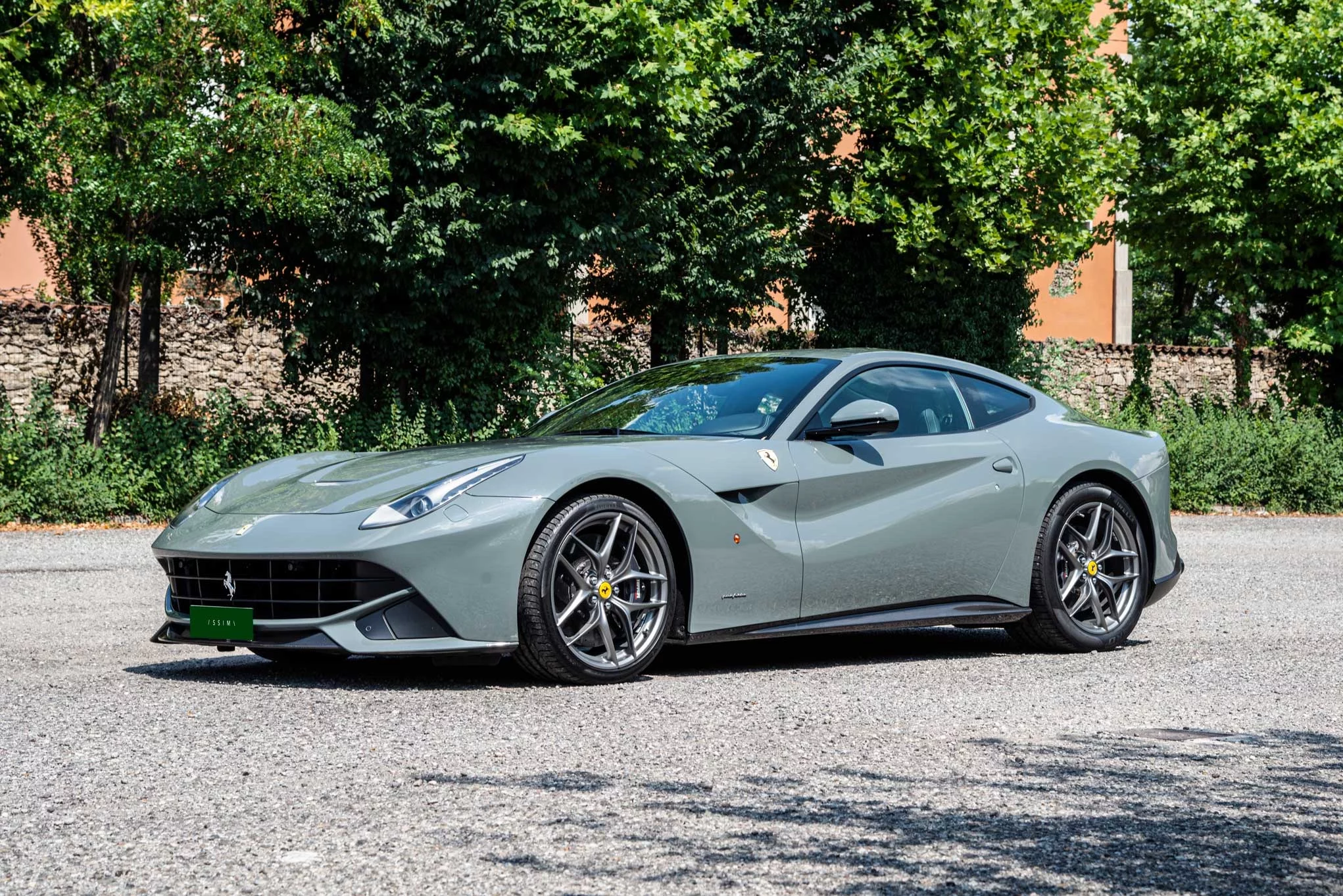 Grigio Medio Ferrari F12