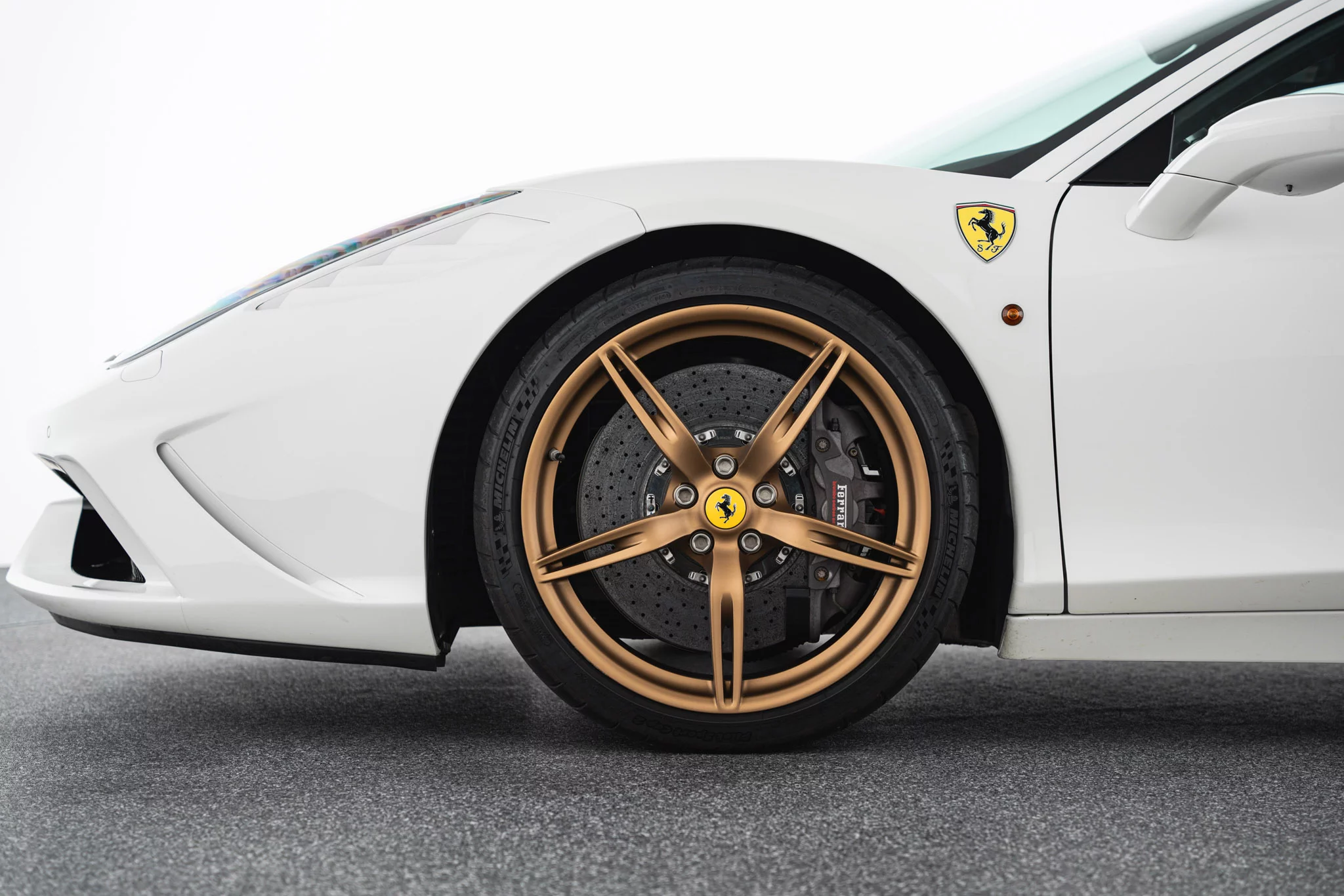 Bianco Avus Ferrari 458