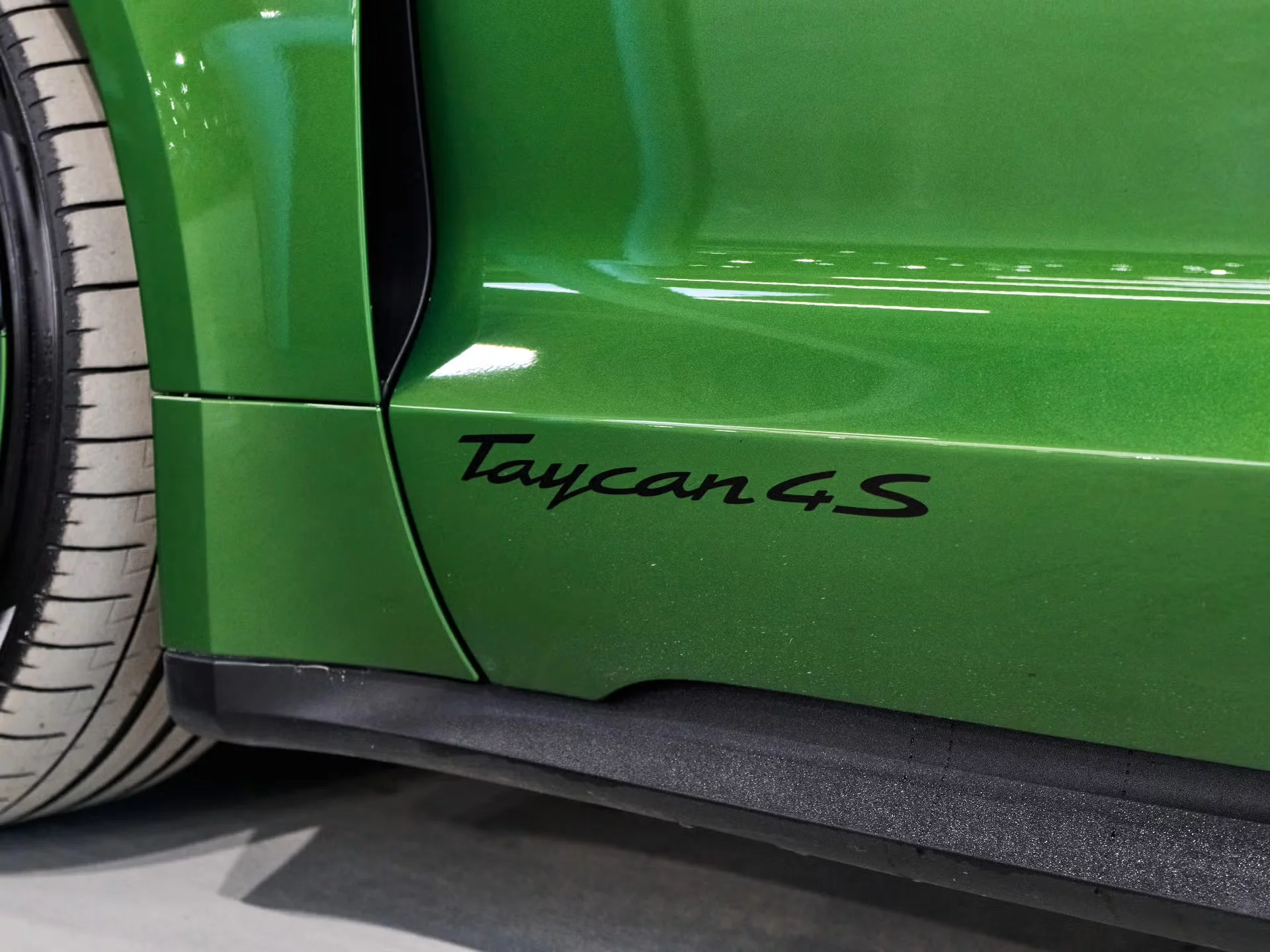 Mamba Green Porsche Taycan