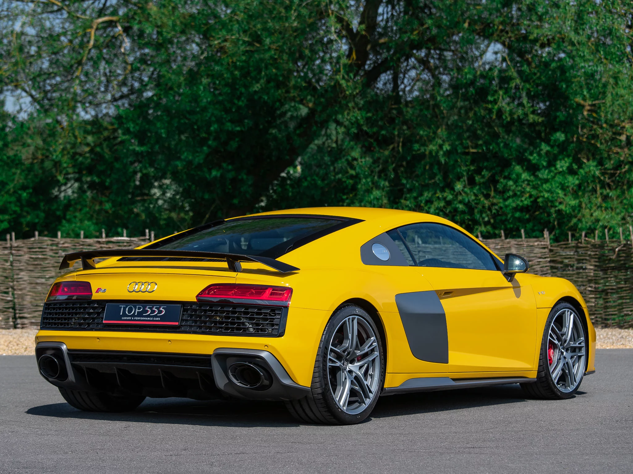 Vegas Yellow Audi R8