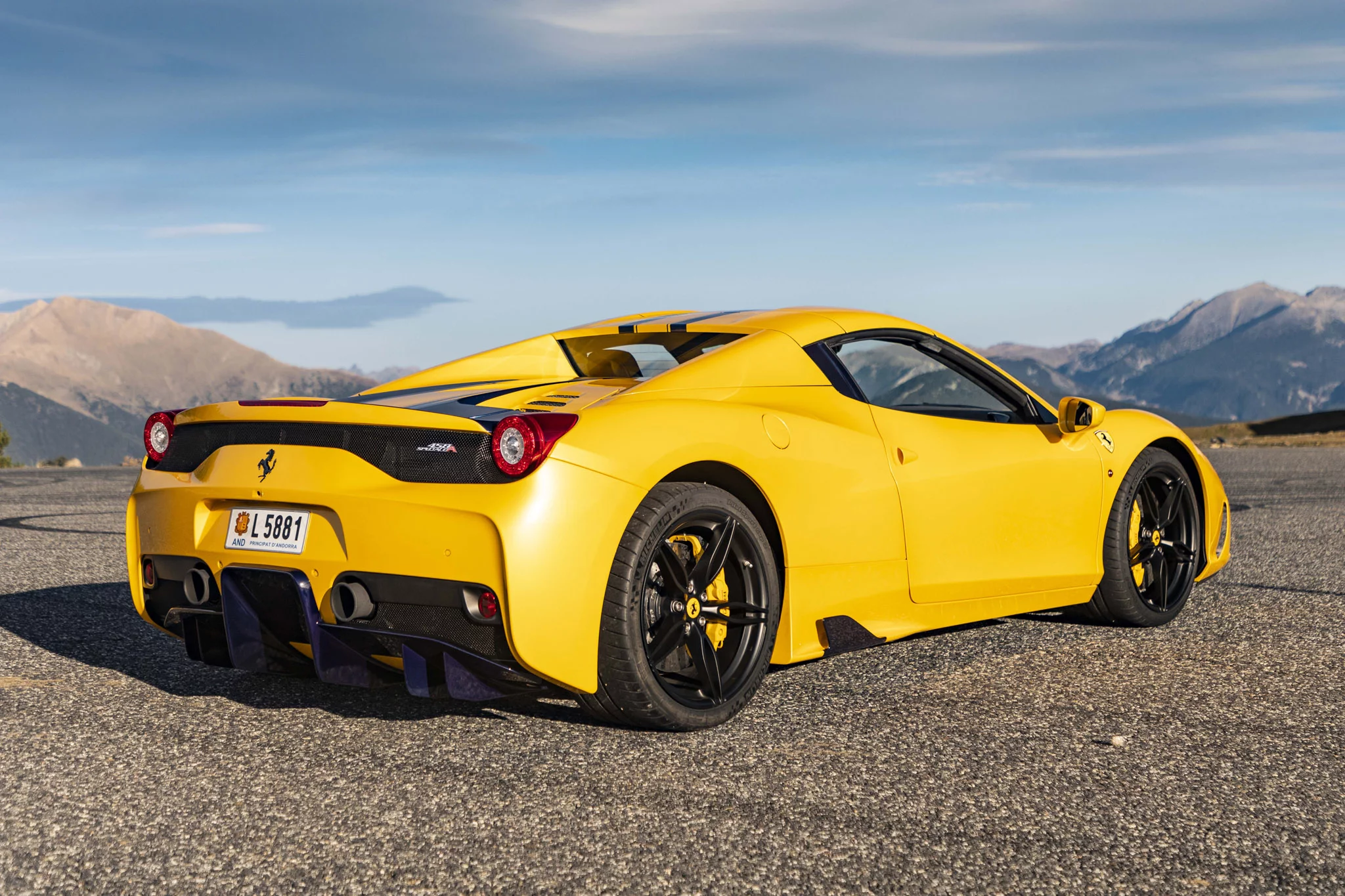 Giallo Triplo Strato Ferrari 458
