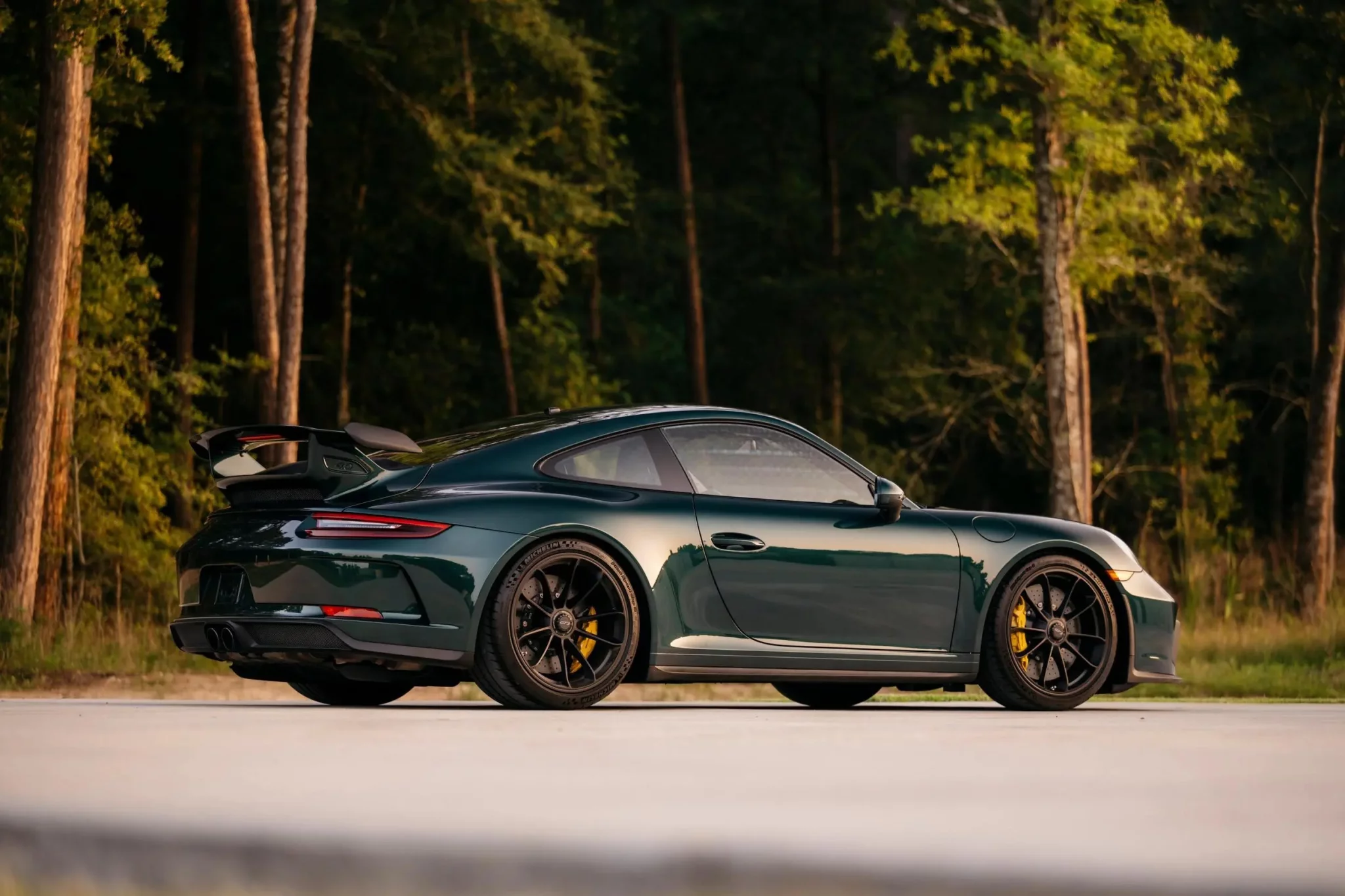 Jet Green Metallic Porsche 911 GT3