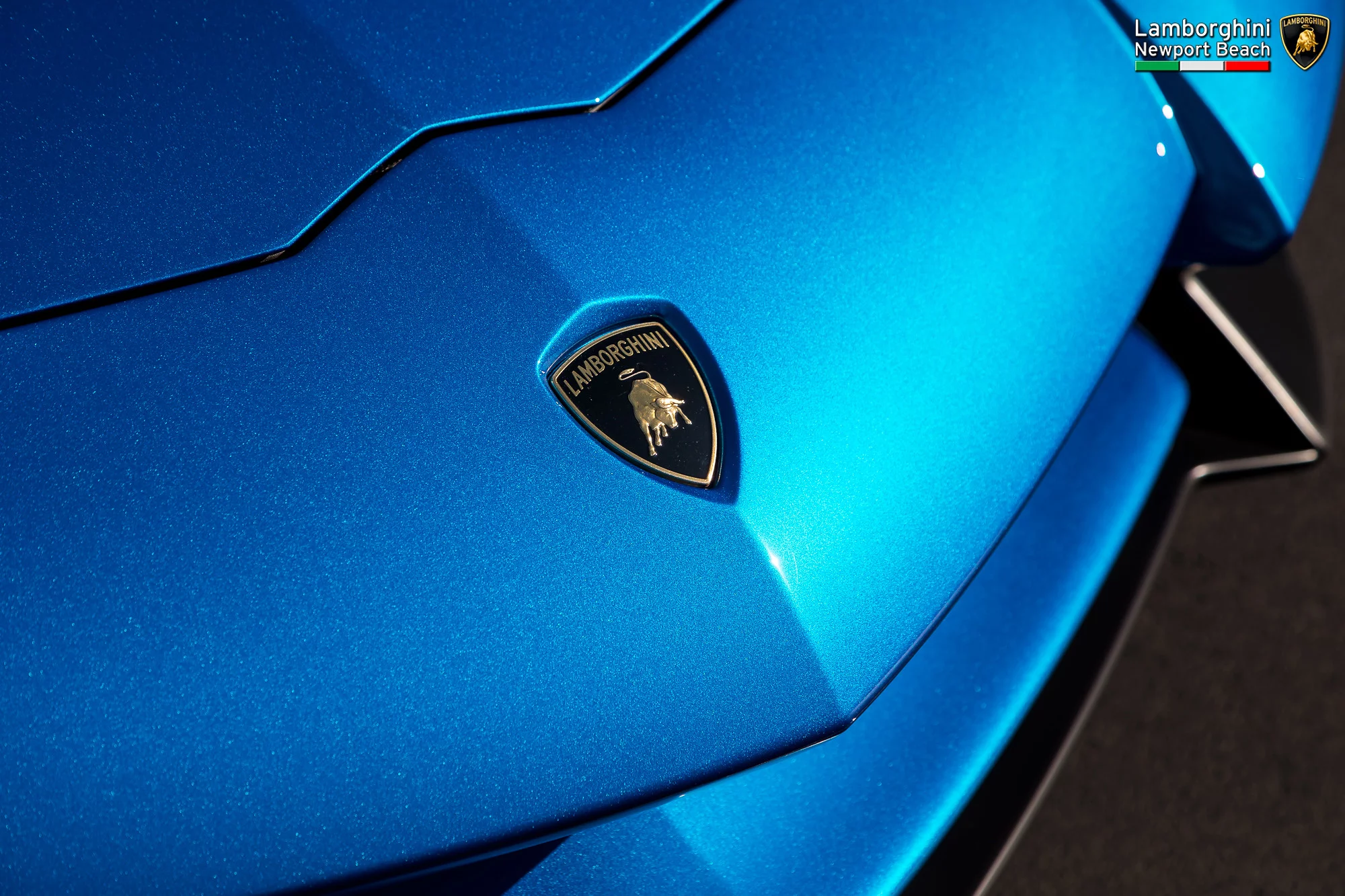 Blu Nethuns Lamborghini Aventador