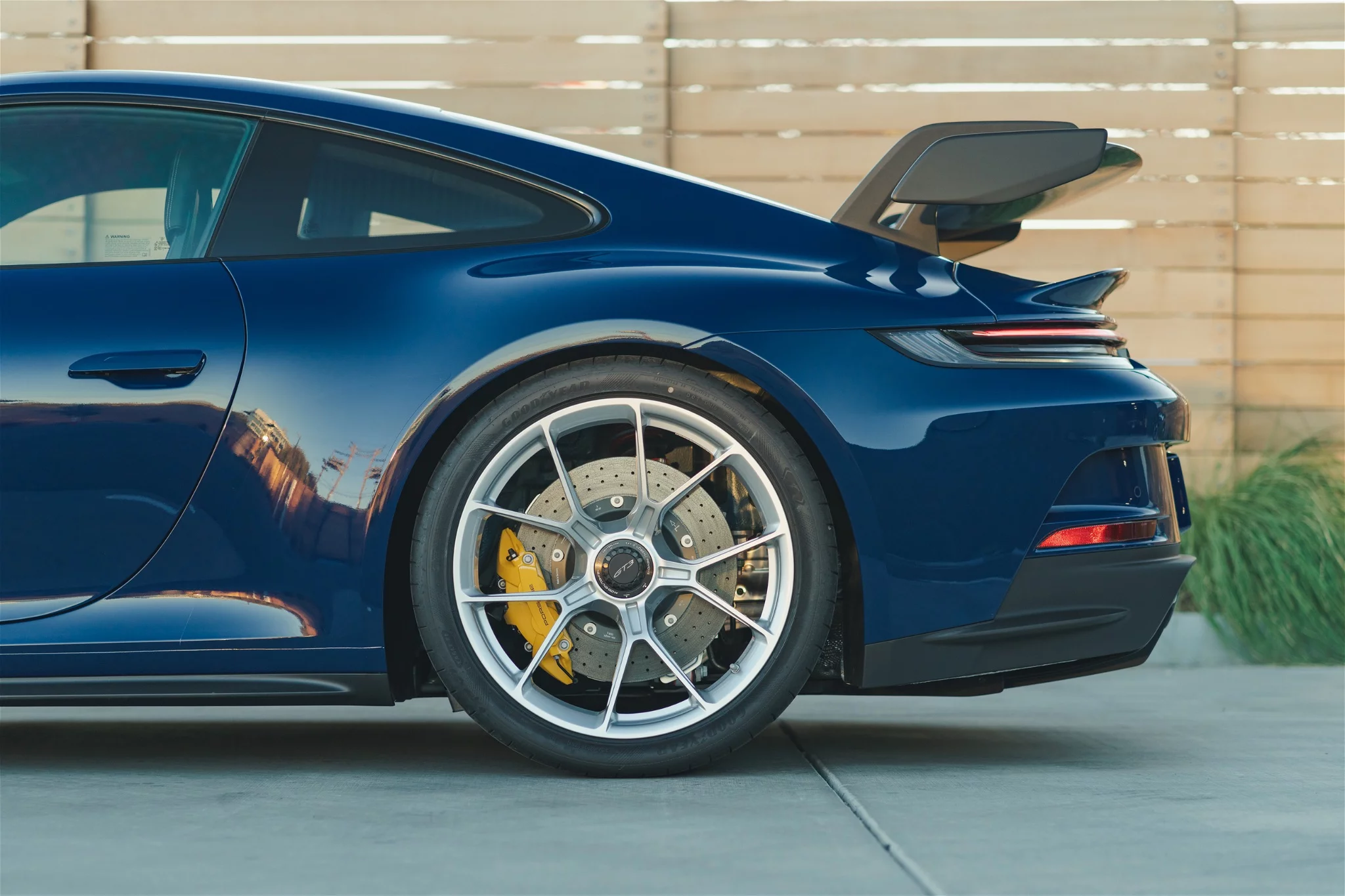 Albert Blue Porsche 911 GT3