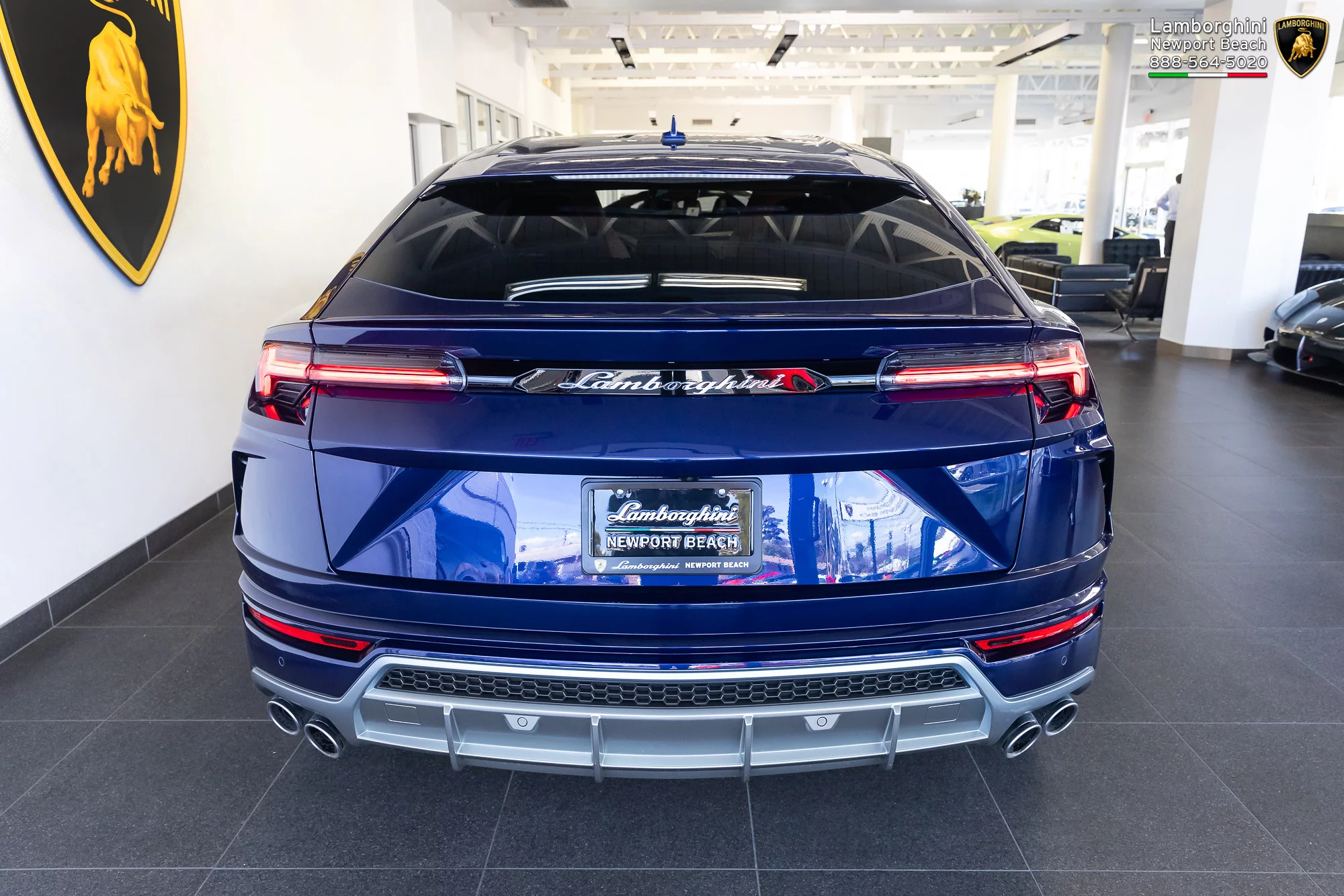 Blu Astraeus Lamborghini Urus