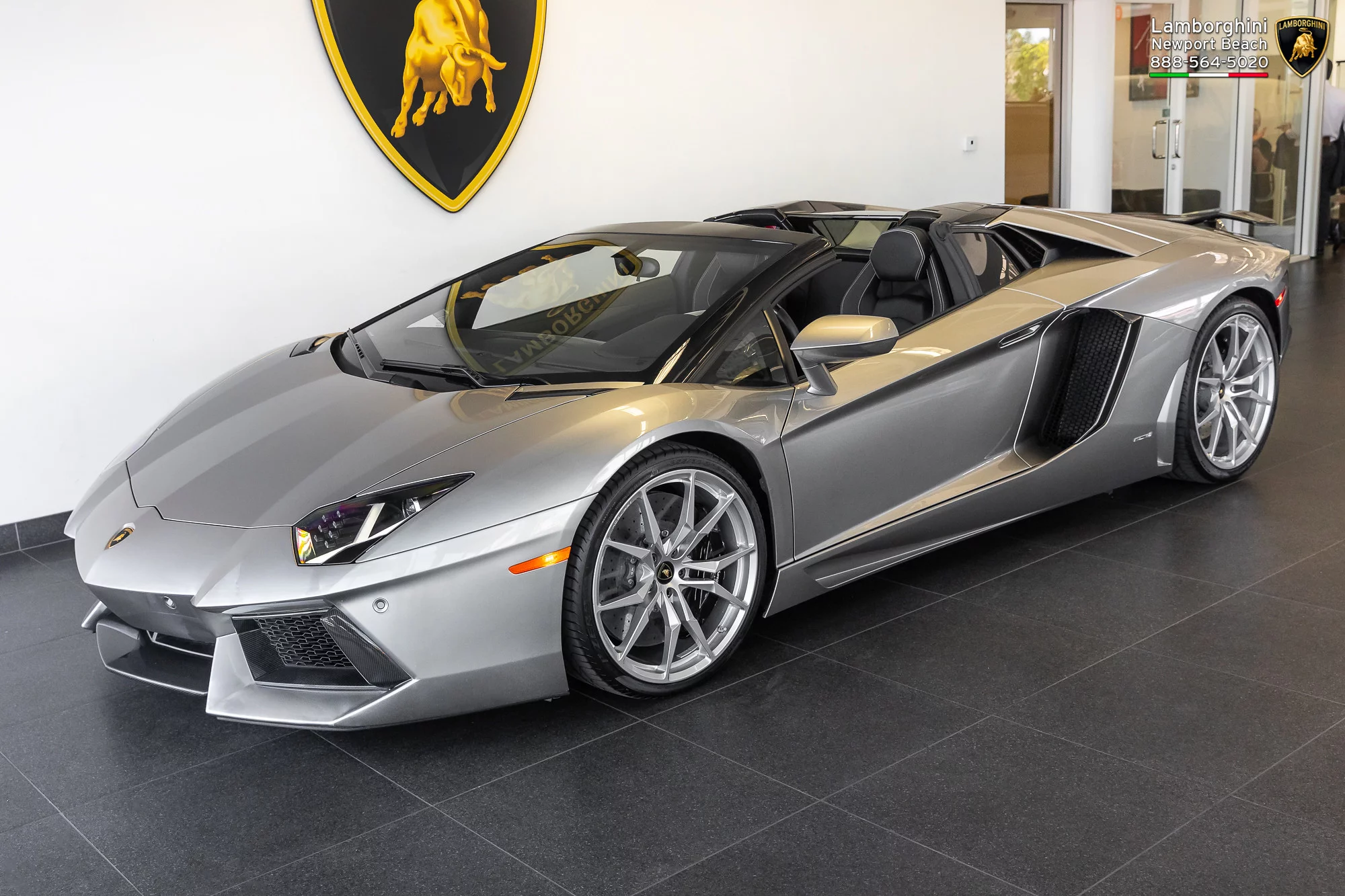 Grigio Antares Lamborghini Aventador