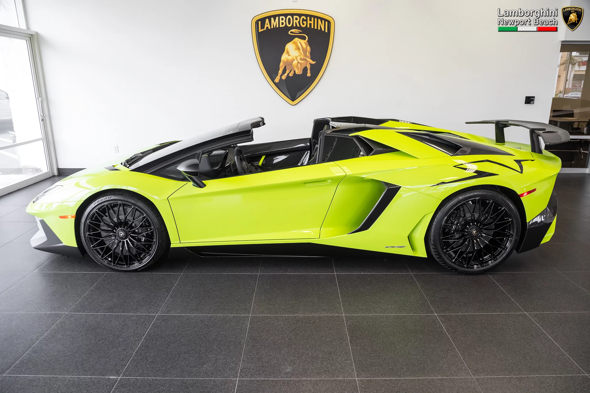 Verde Scandal Lamborghini Aventador