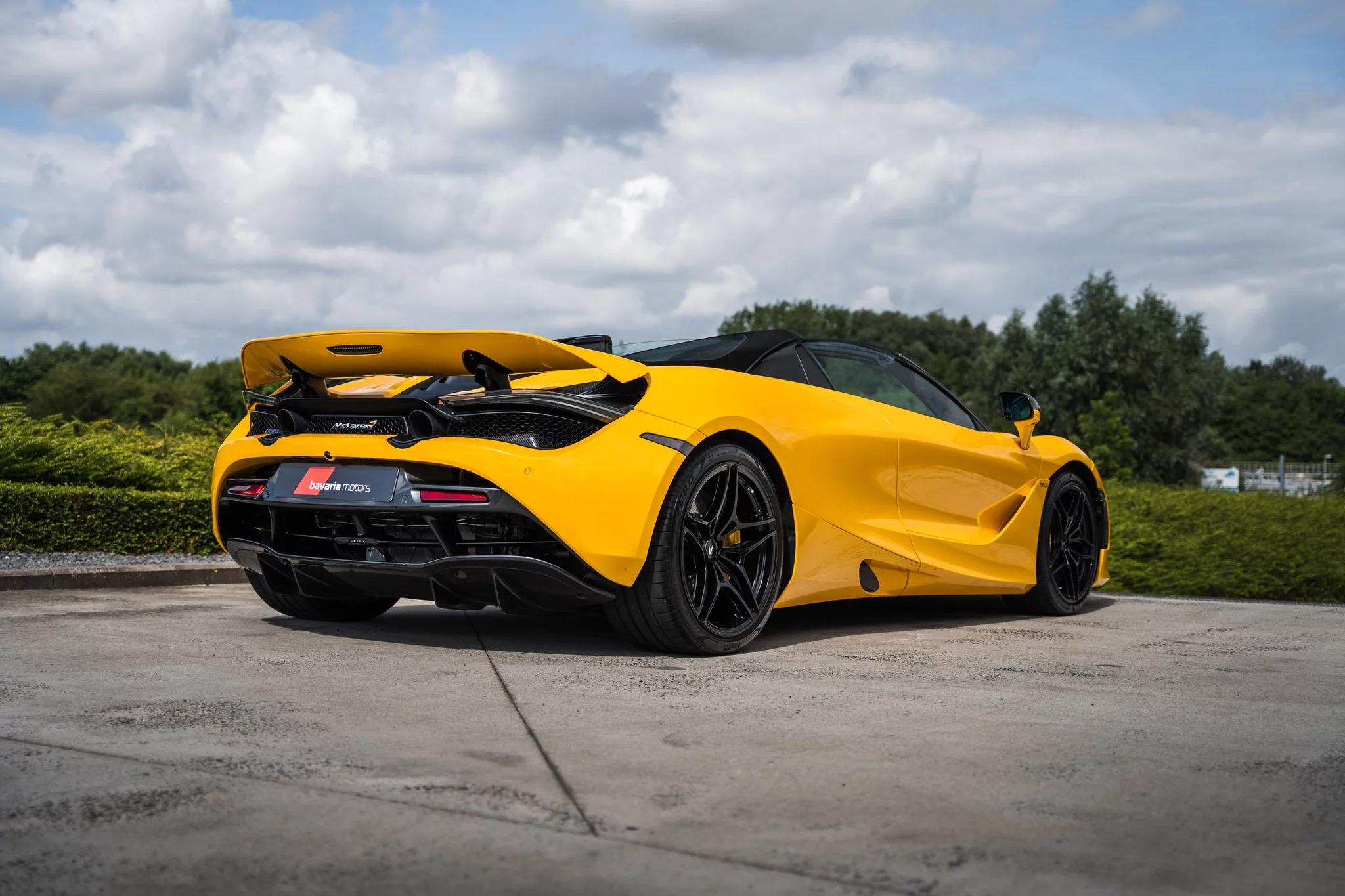 Volcano Yellow McLaren 720S