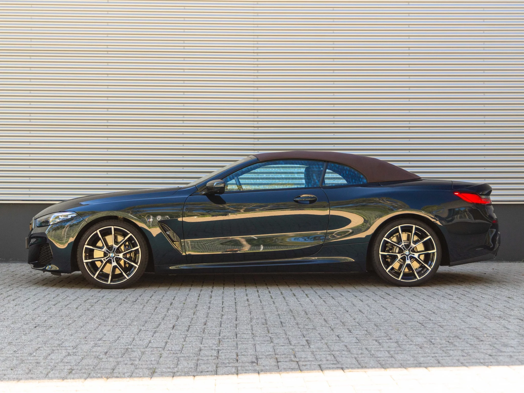 Malachite Green Dark BMW 8 Series