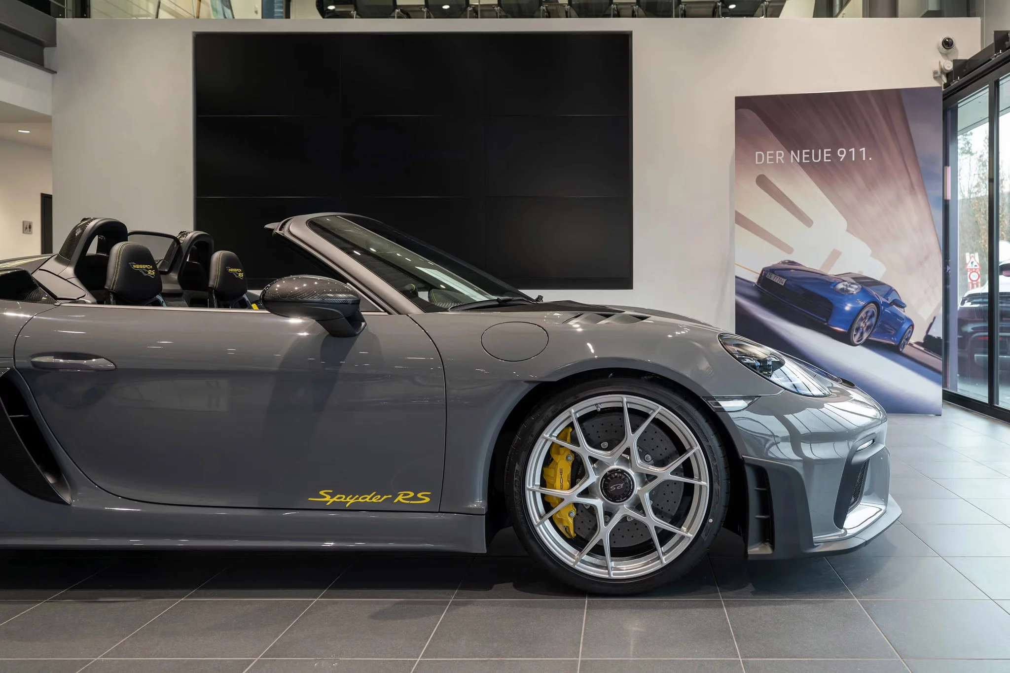 China Grey Porsche 718 Spyder RS