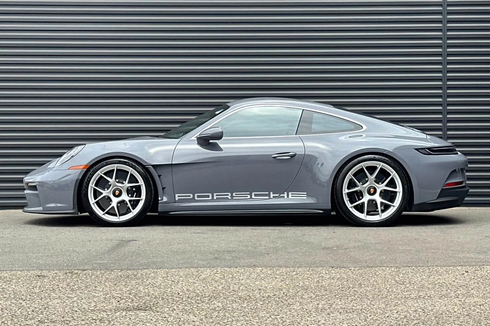 Slate Grey RAL 7015 Porsche 911 S/T