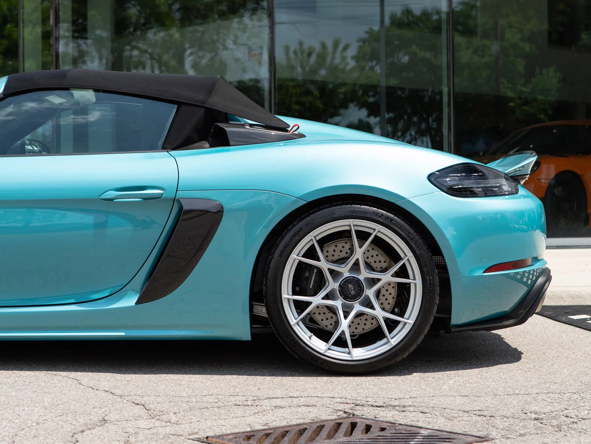 Ipanema Blue Metallic Porsche 718 Spyder RS