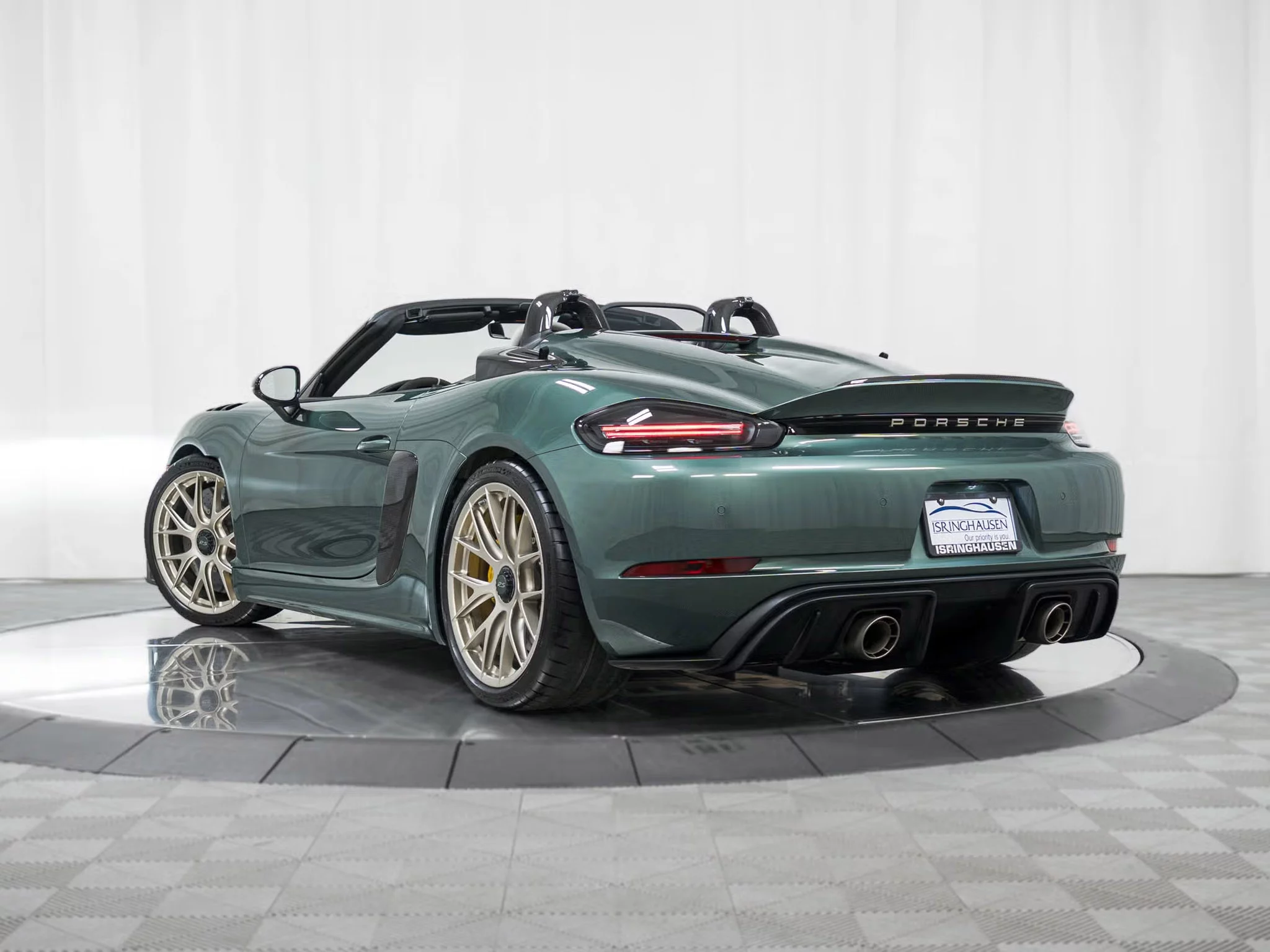 Malachite Green Metallic Porsche 718 Spyder RS