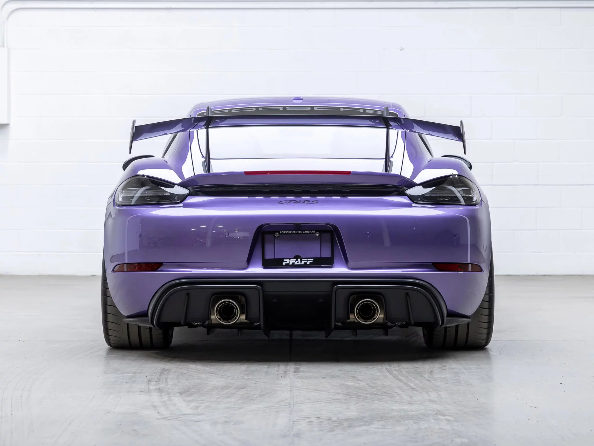 Viola Purple Metallic Porsche 718 Cayman GT4 RS