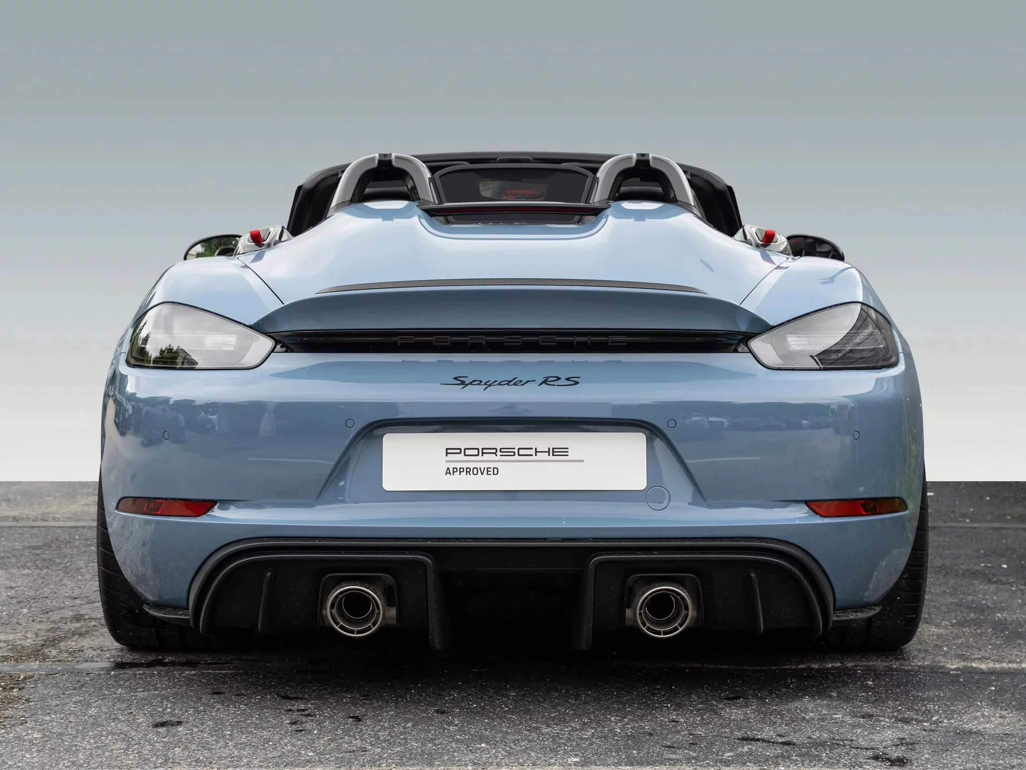 Etna Blue Porsche 718 Spyder RS