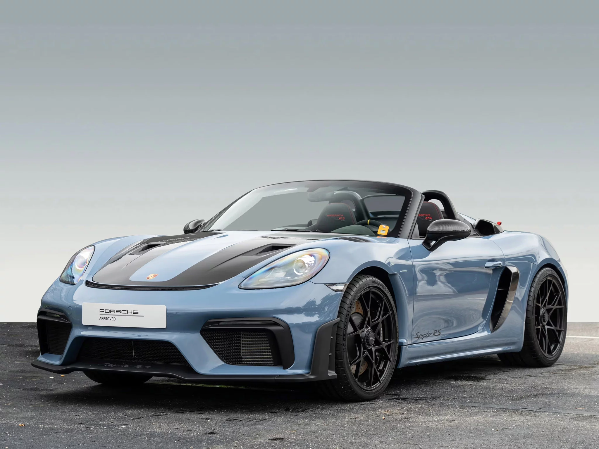Etna Blue Porsche 718 Spyder RS