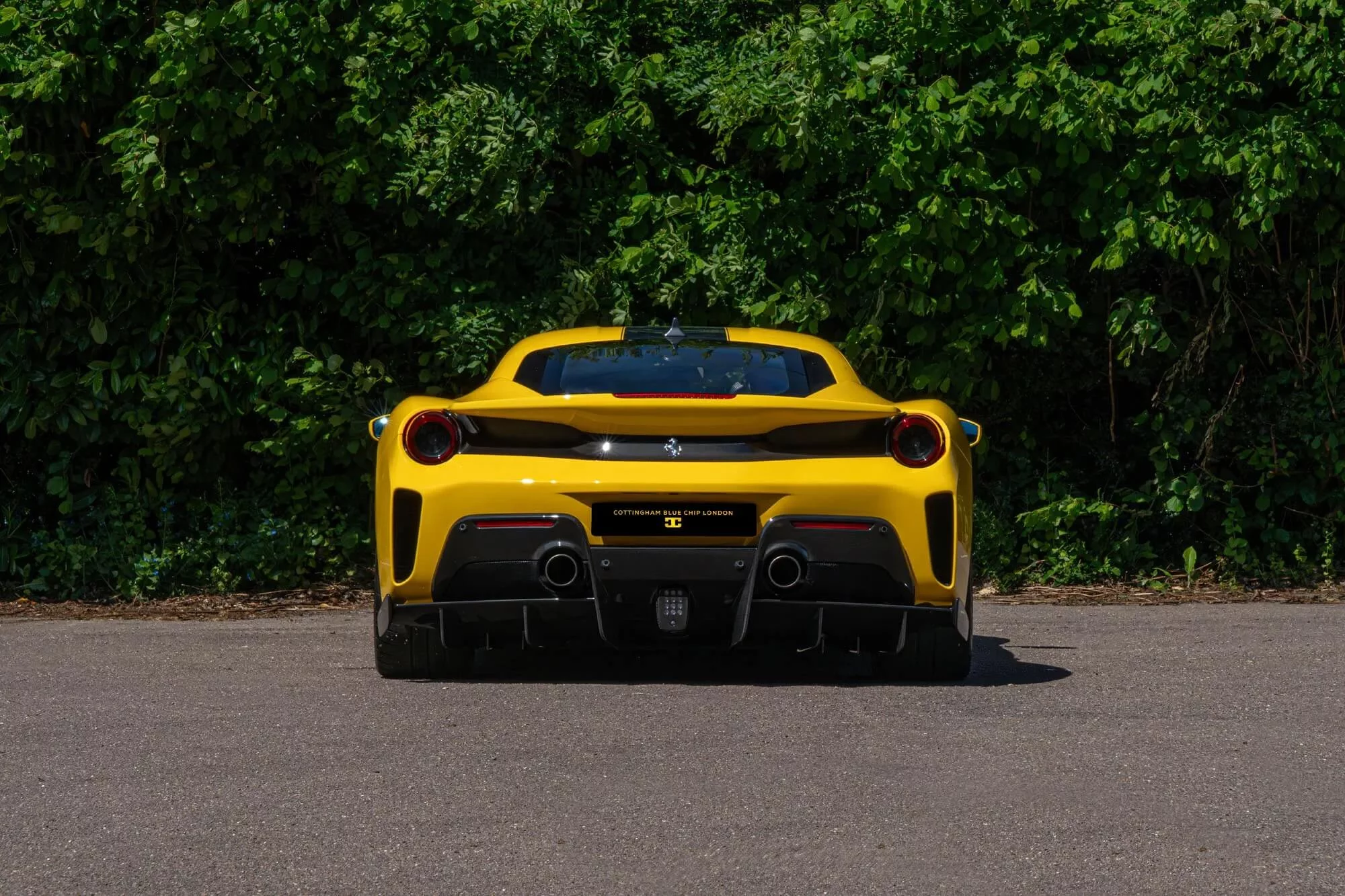 Giallo Modena Ferrari 488