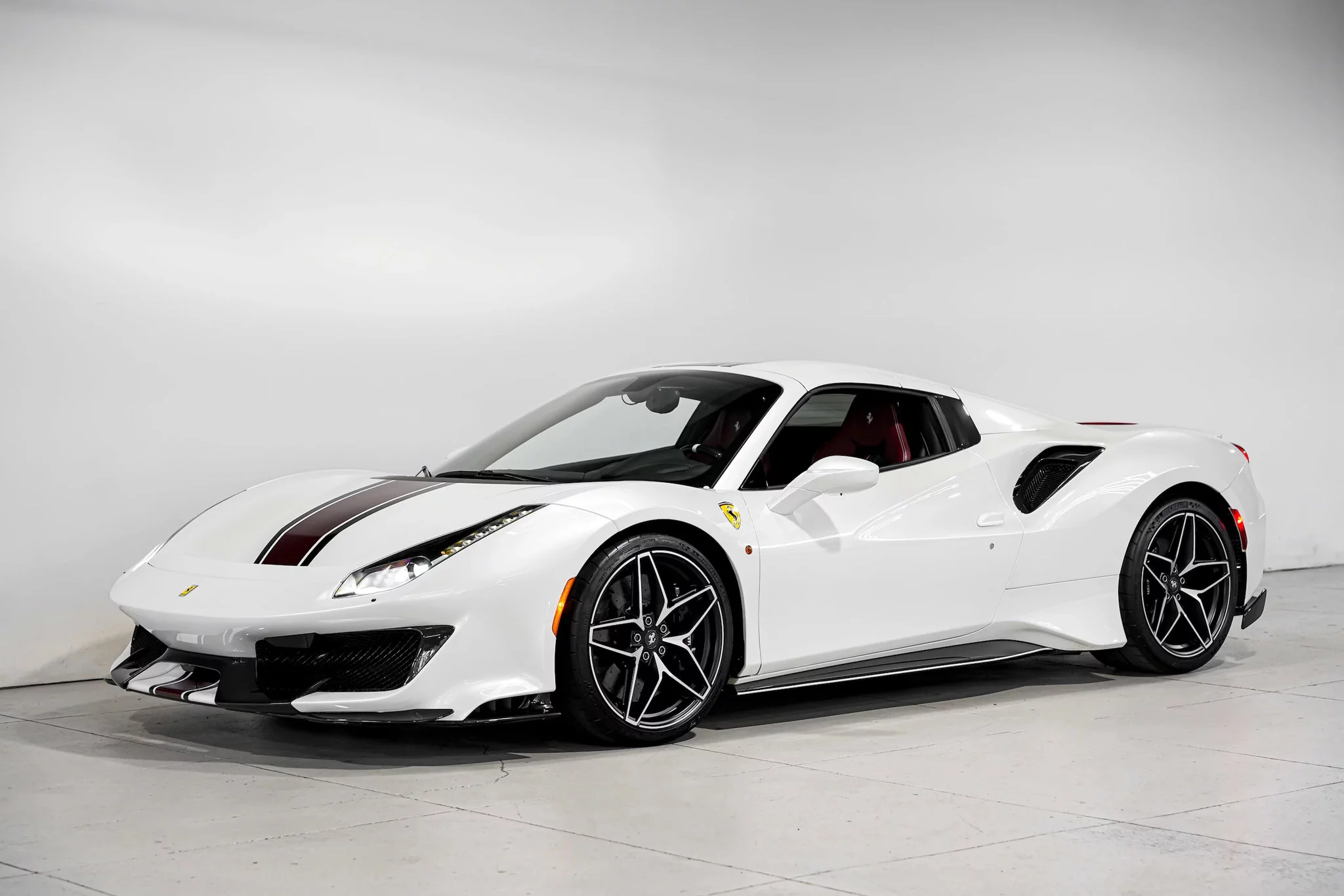 Bianco Sanae Ferrari 488