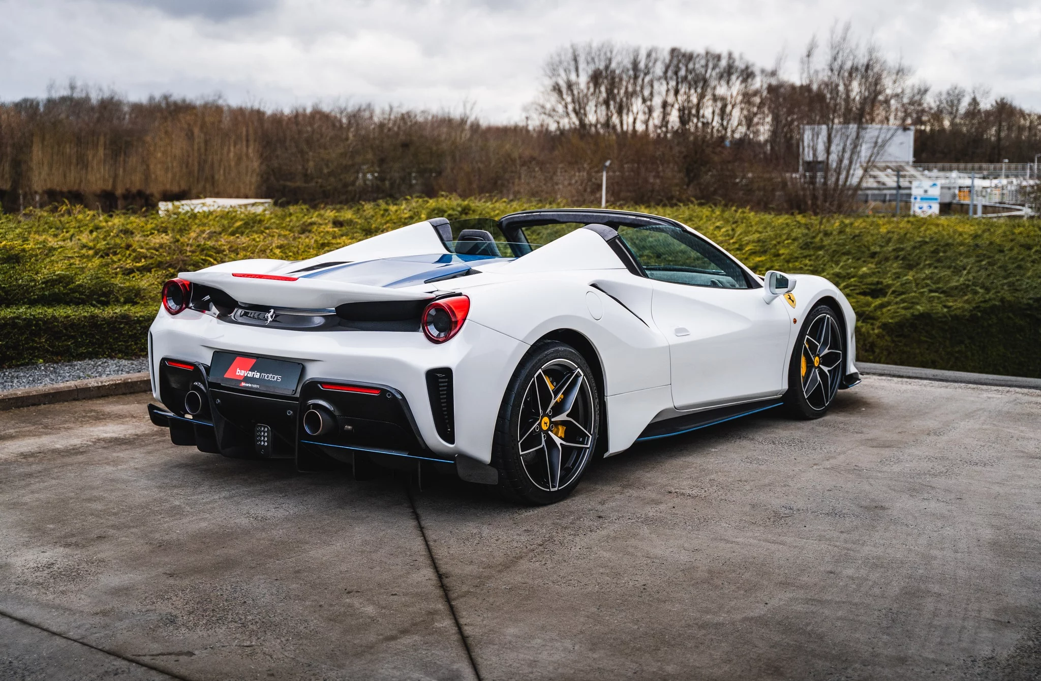 Bianco Sanae Ferrari 488