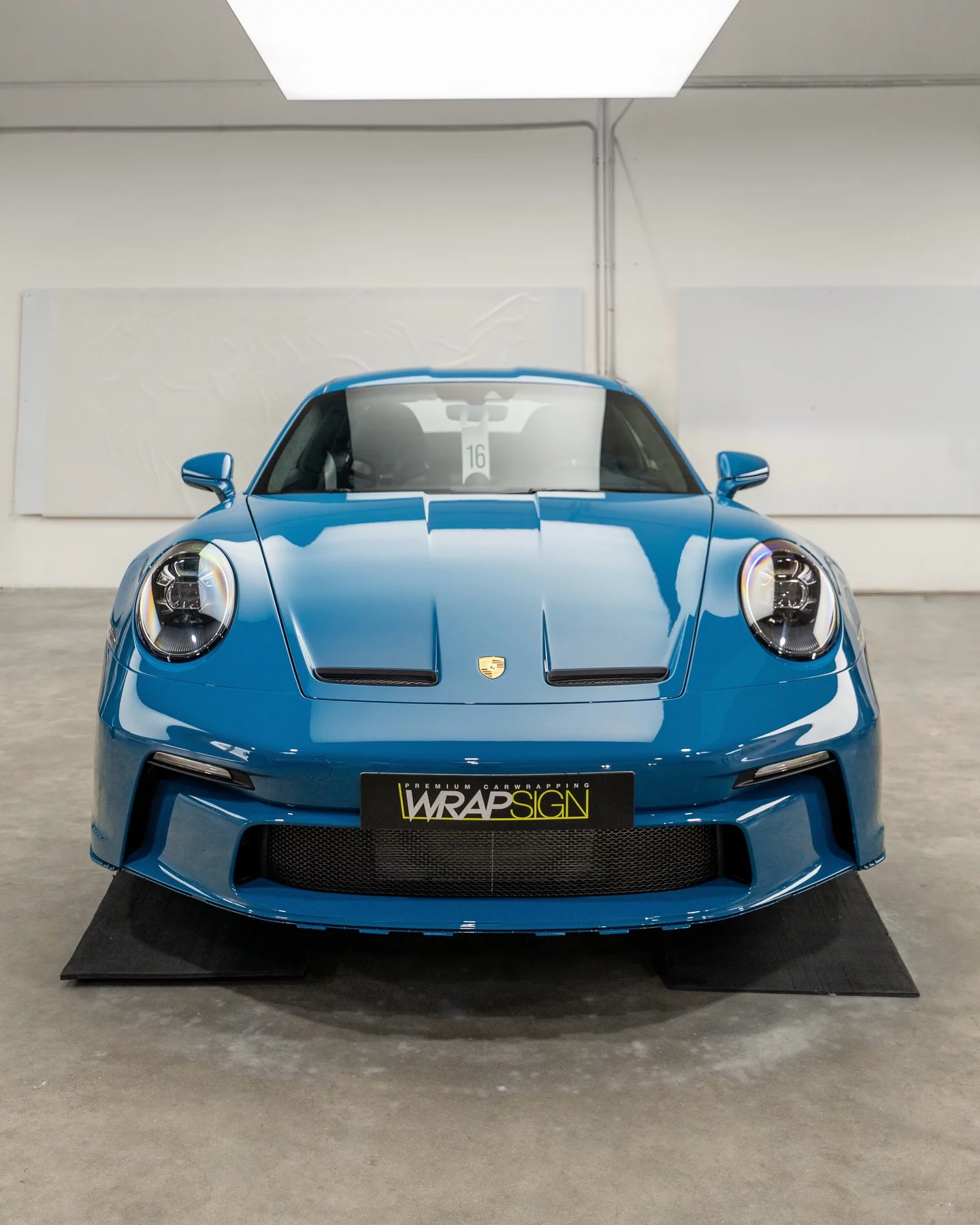 Oslo Blue Porsche 911 S/T
