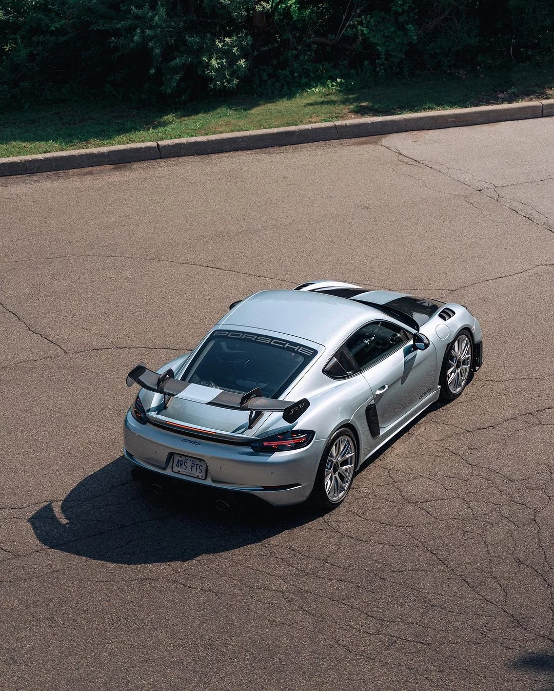 Azzurro Thetys Porsche 718 Cayman GT4 RS