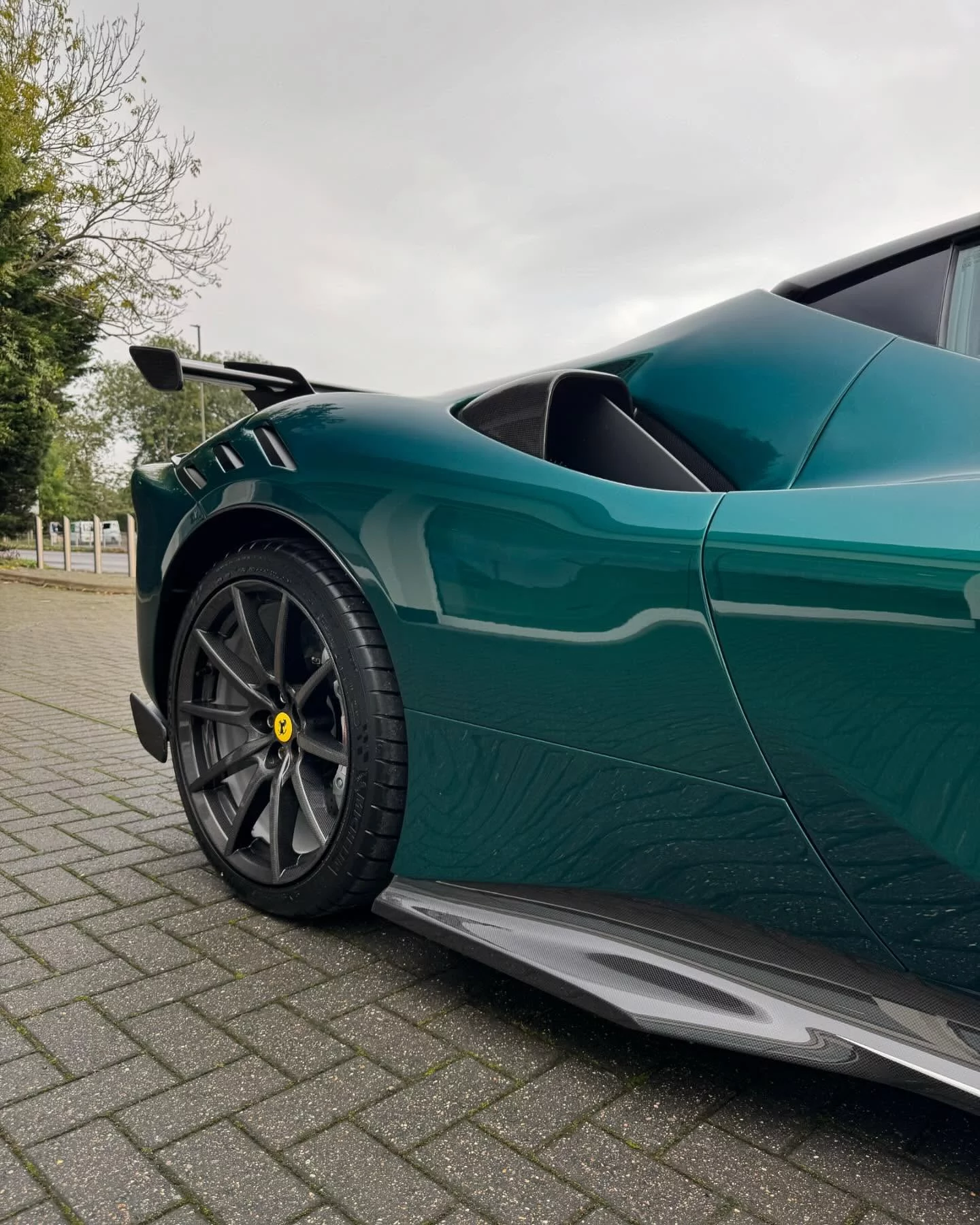 Verde GB23 Ferrari SF90