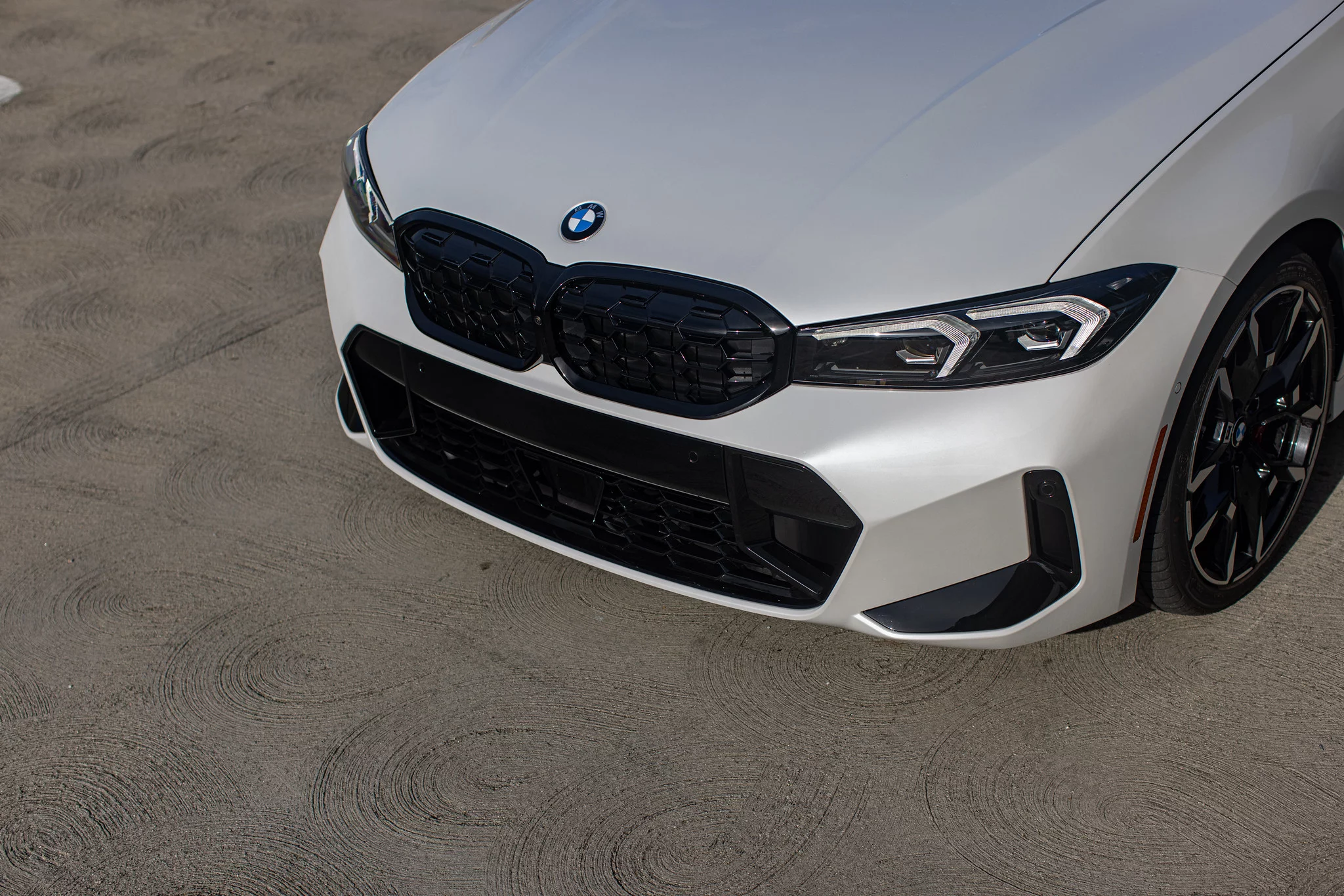 Mineral White BMW 3 Series