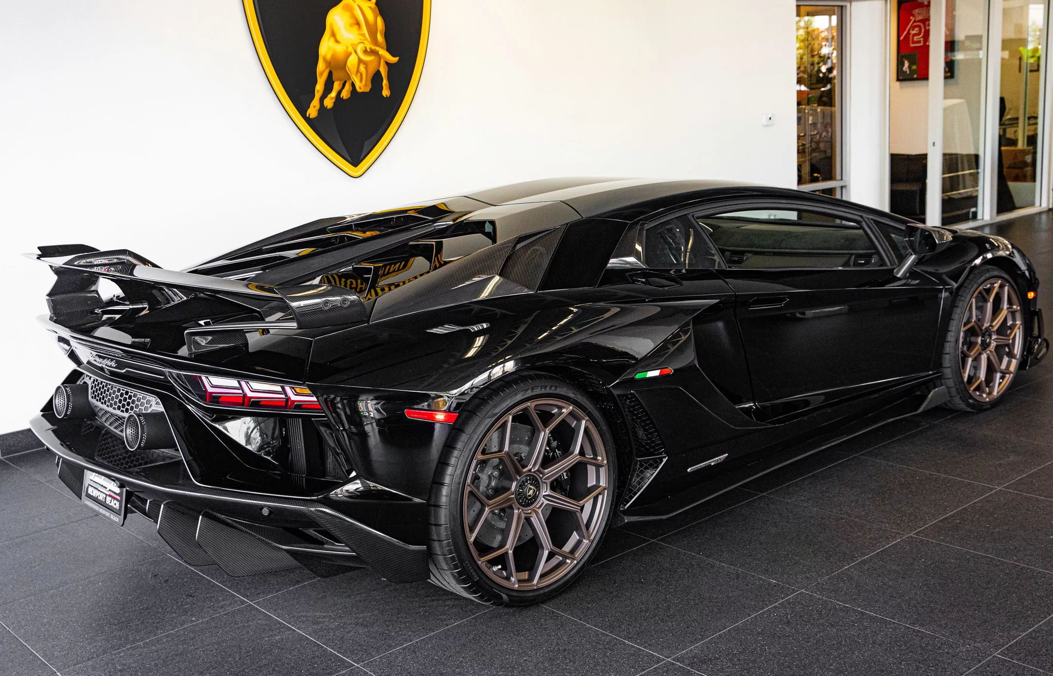 Nero Aldebaran Lamborghini Aventador