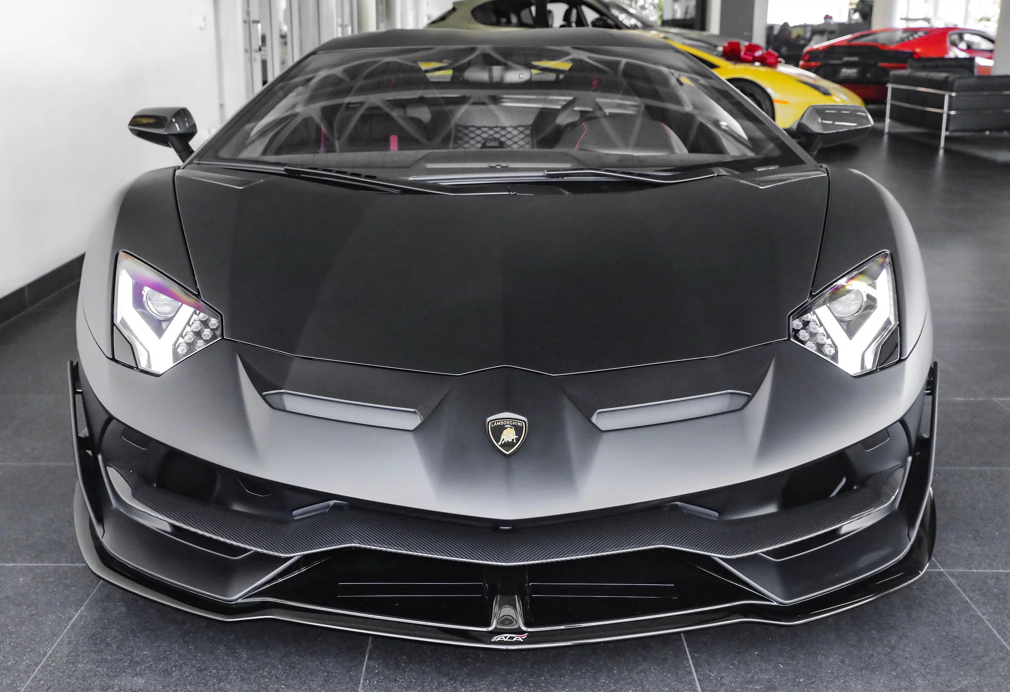 Nero Nemesis Lamborghini Aventador