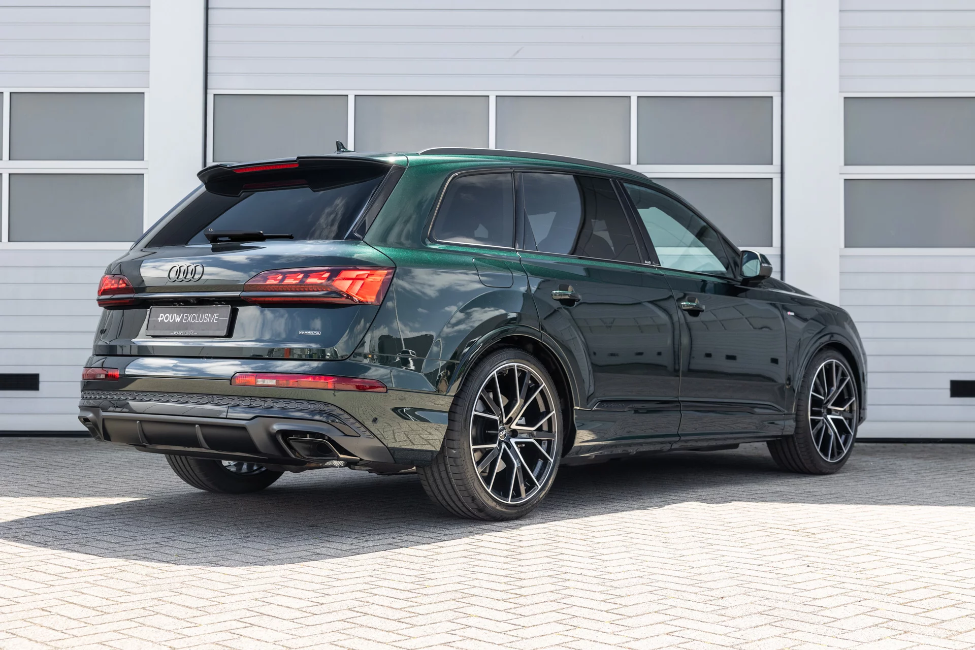 Deep Green Audi Q7