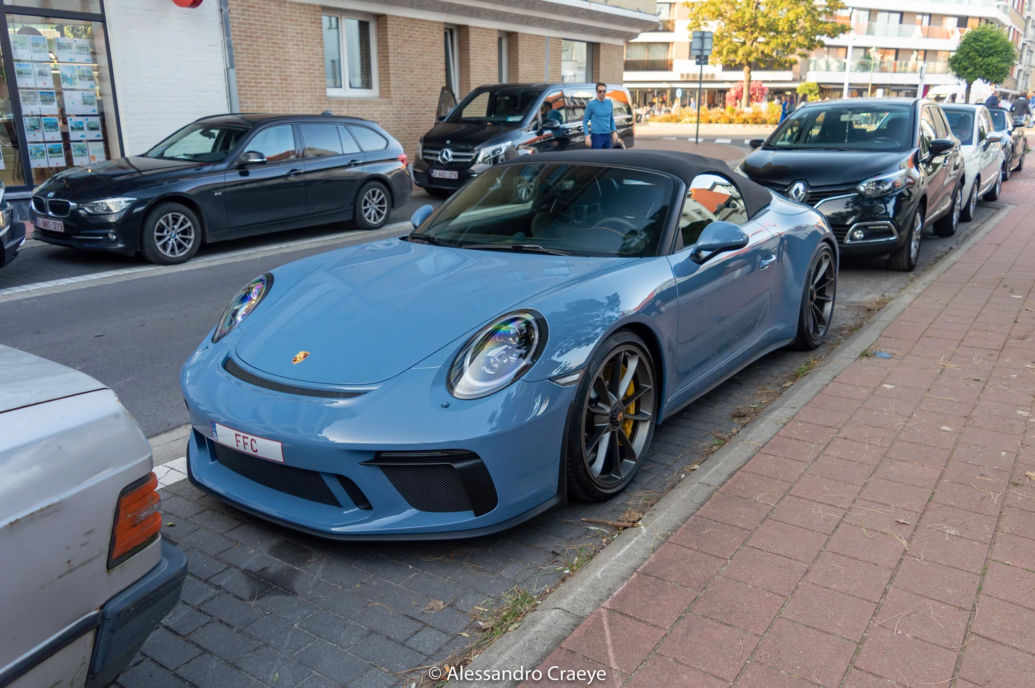 Etna Blue Porsche 911 Speedster