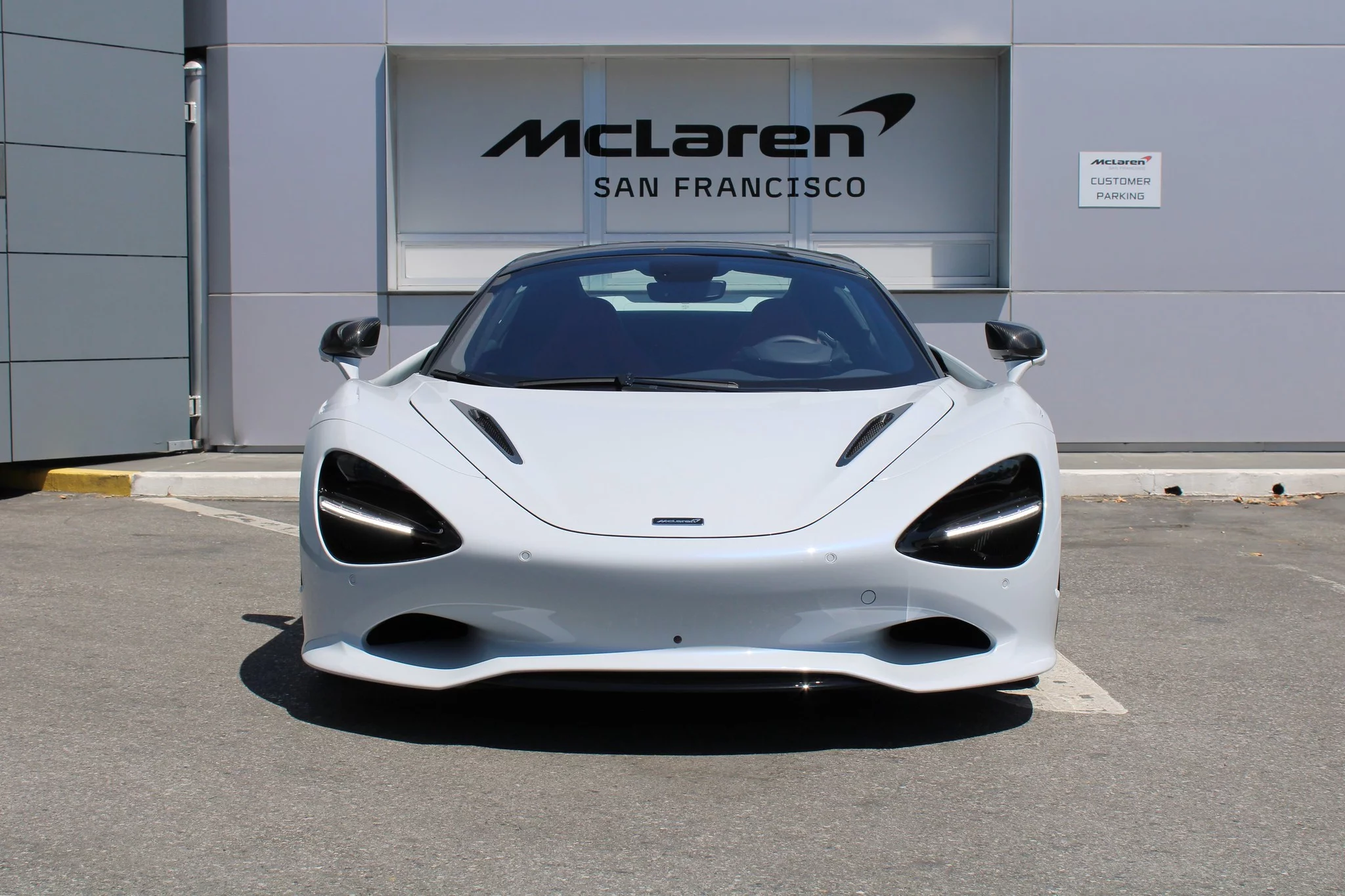 Cirrus Grey McLaren 750S