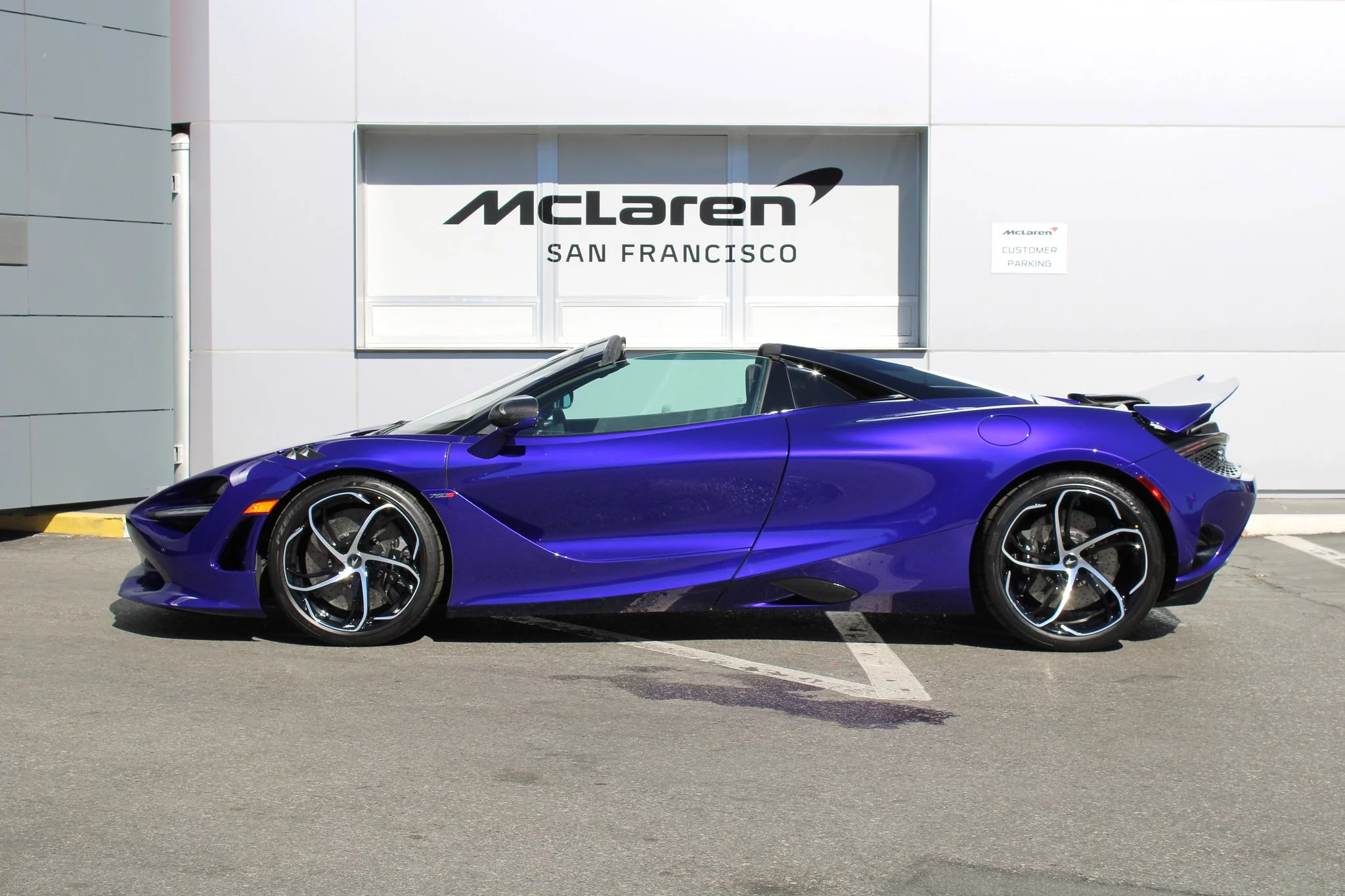 Lantana Purple McLaren 750S