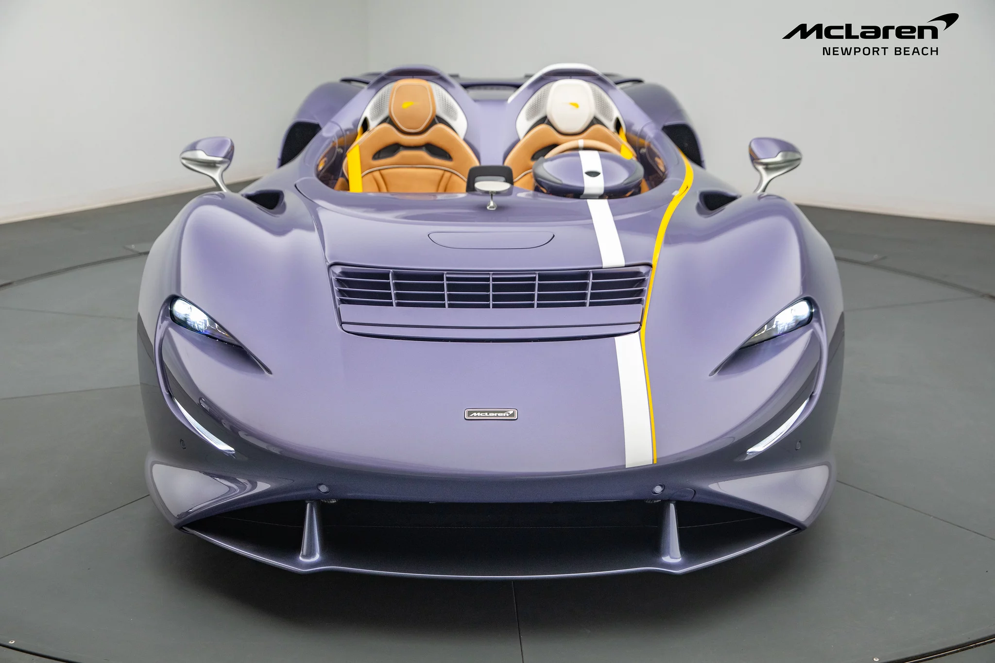 Grigio Madelaine McLaren Elva