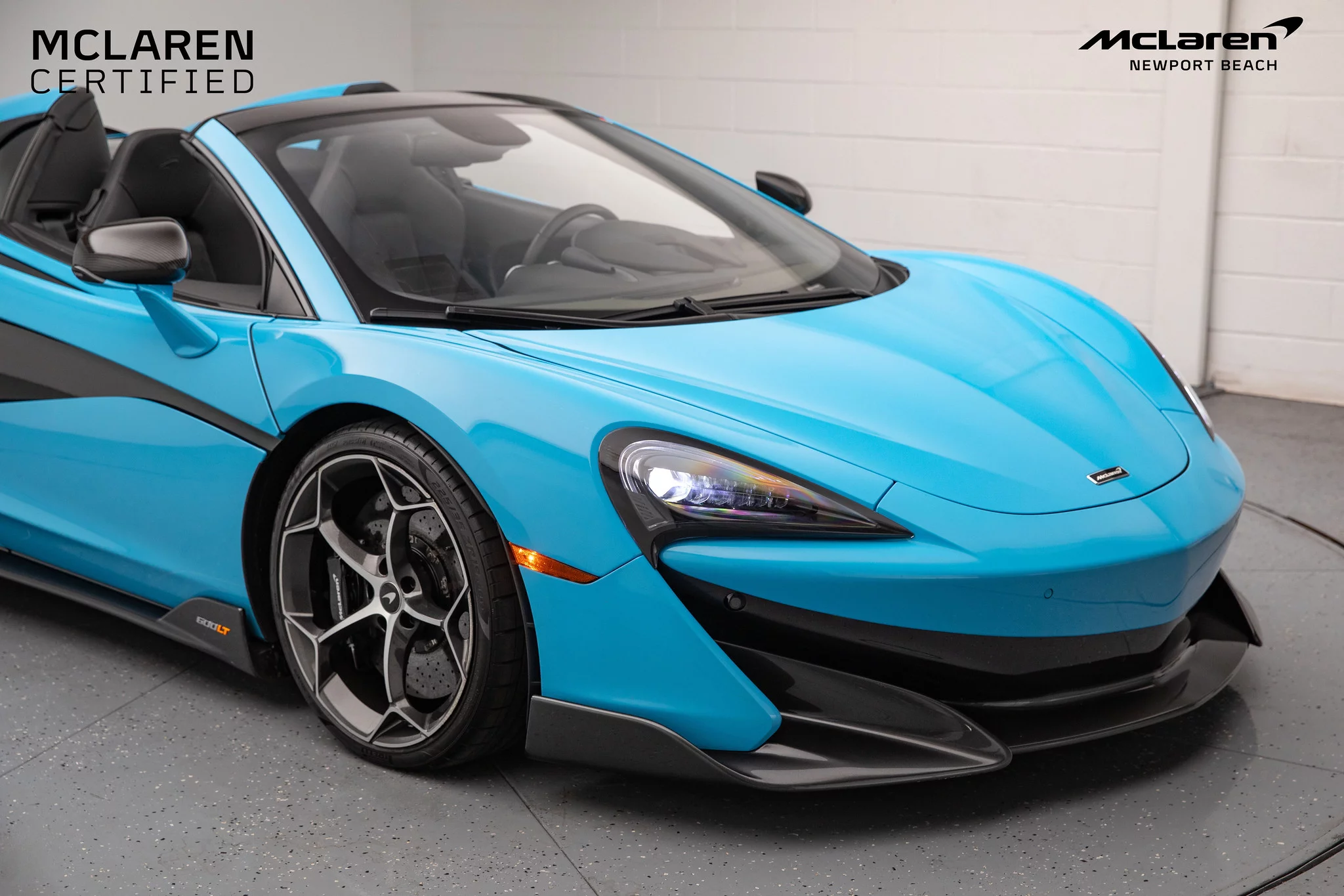 Curacao Blue McLaren 600LT