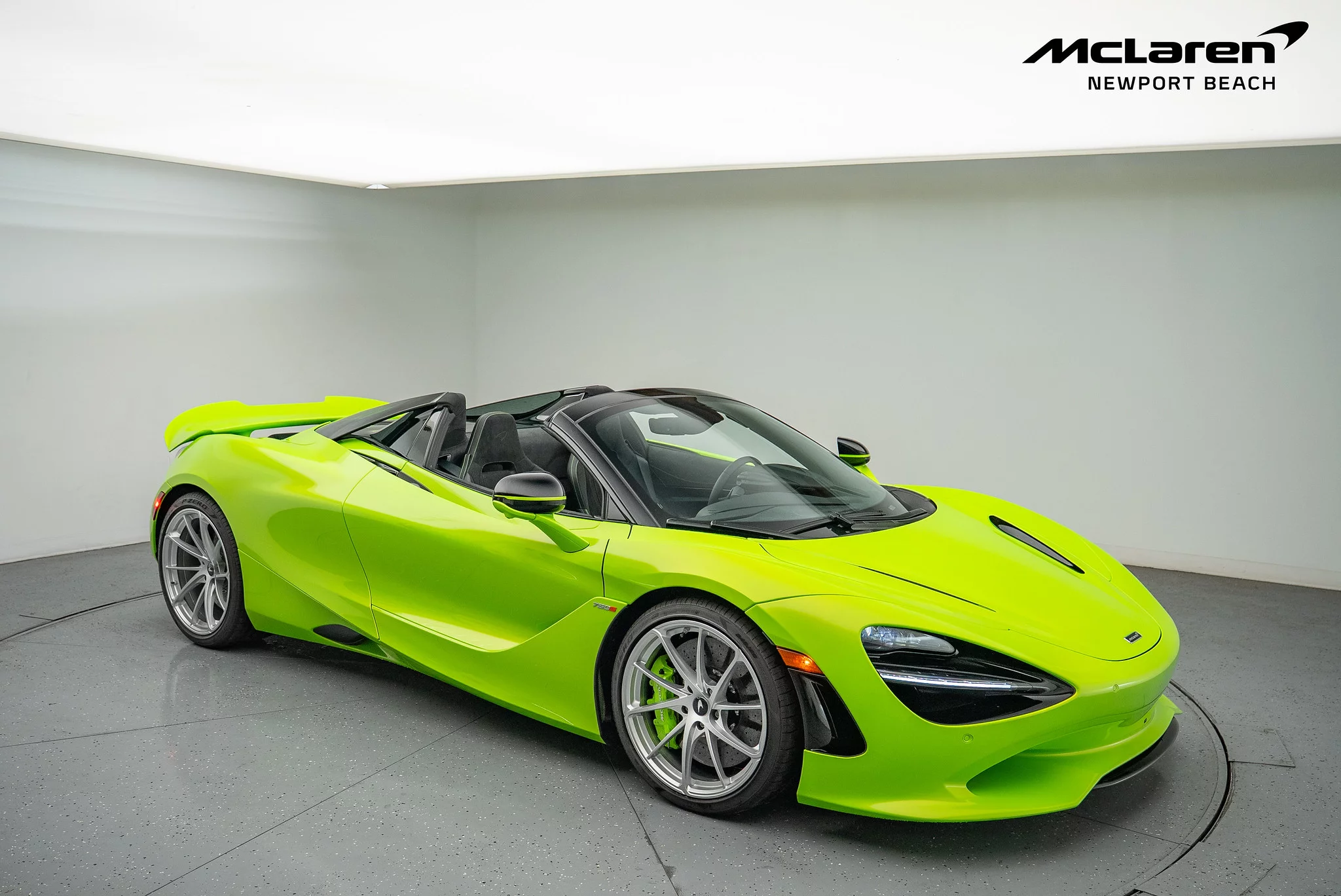 Napier Green McLaren 750S