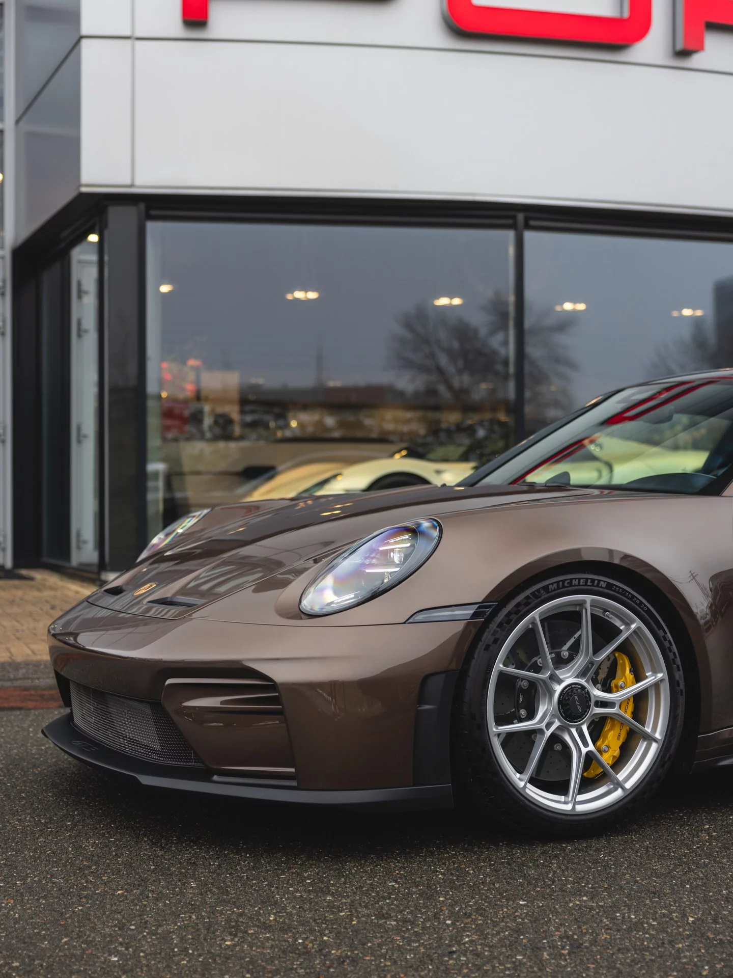 Chestnut Brown Metallic Porsche 911 GT3