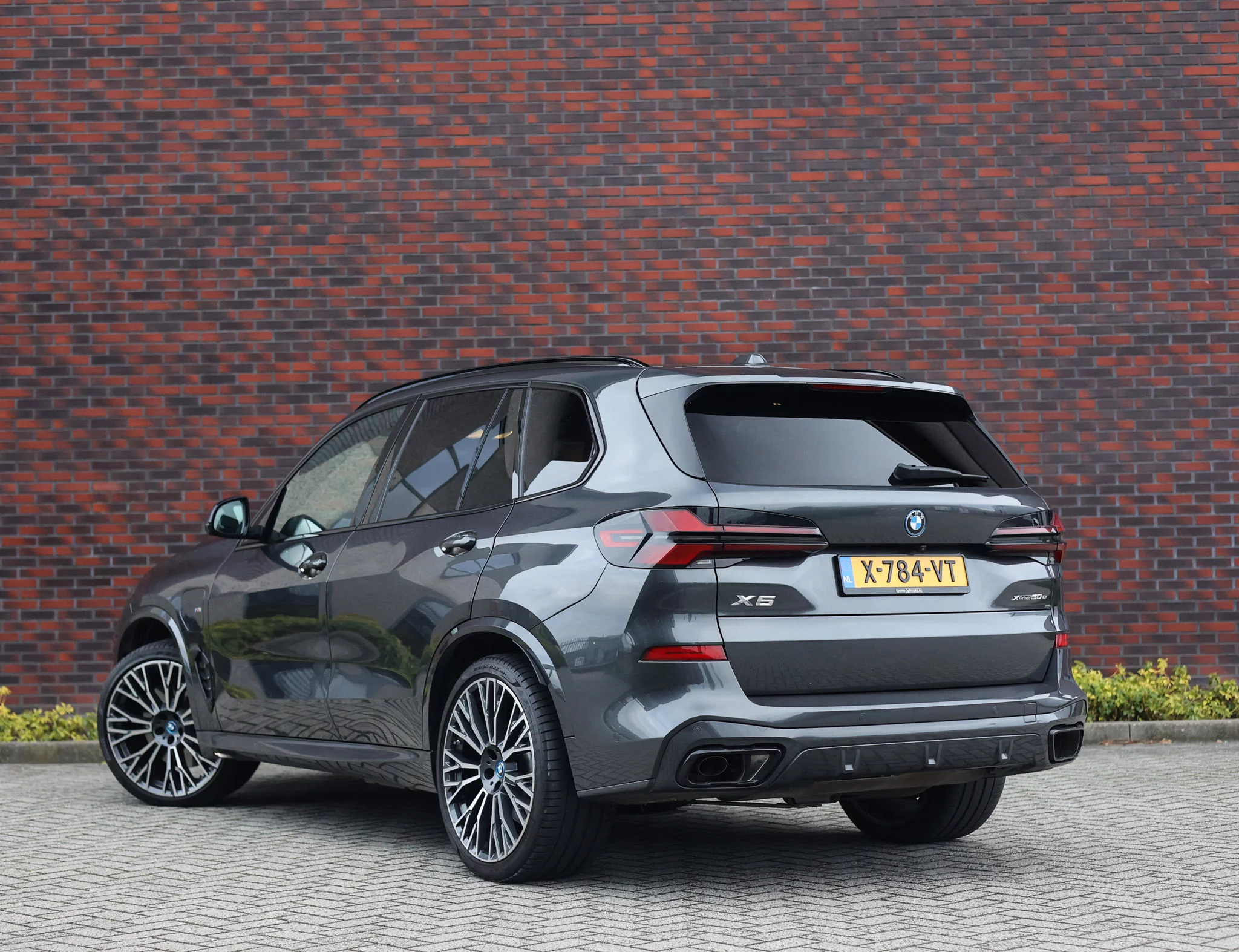 Gunmetal II BMW X5